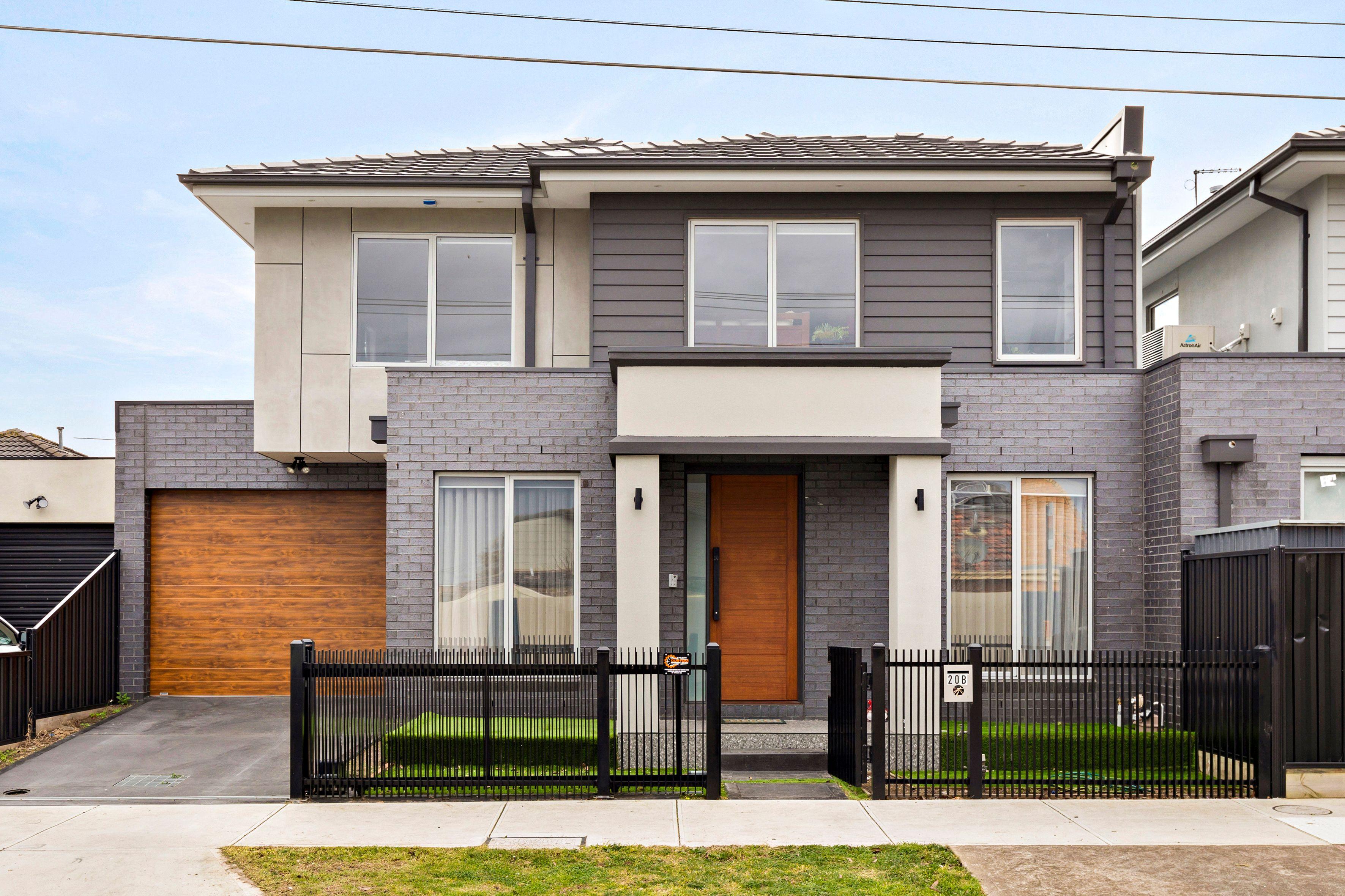 Prop-GPT: Townhouse: VIC Glenroy, VIC 3046 Home For Sale