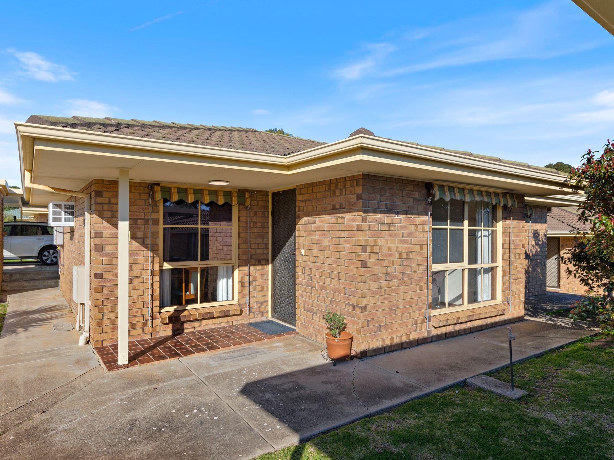 Prop-GPT: Unit: SA Morphett Vale, SA 5162 Home For Sale
