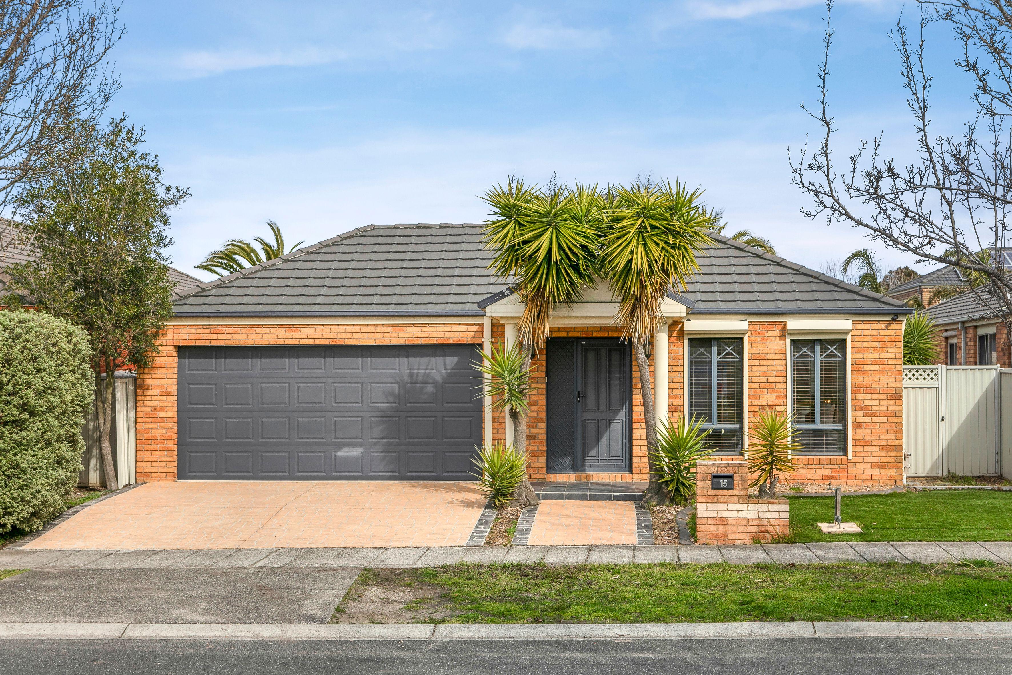 Prop-GPT: House: VIC Craigieburn, VIC 3064 Home For Sale