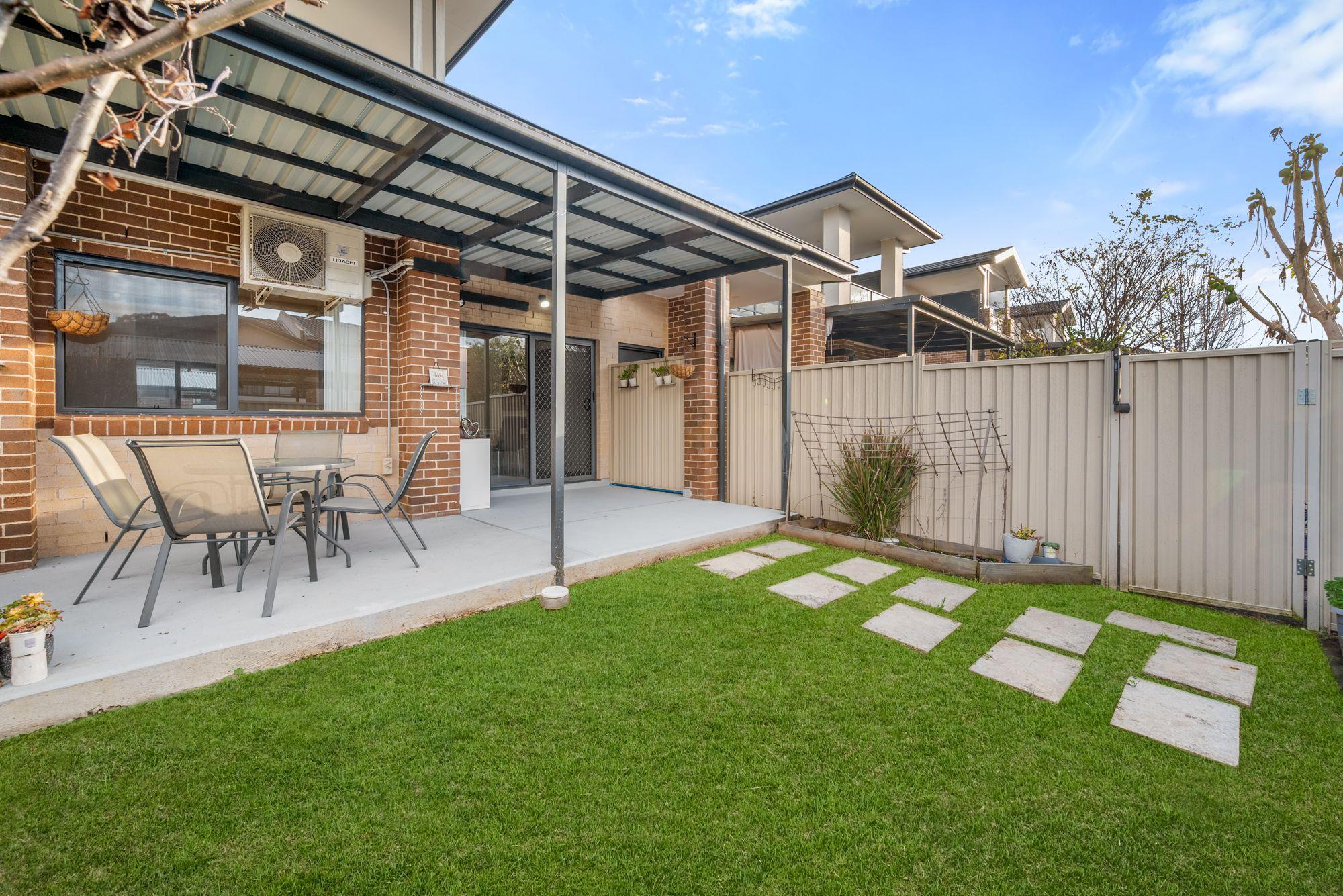 House for Sale: Macquarie Fields, NSW 2564, NSW, 2564