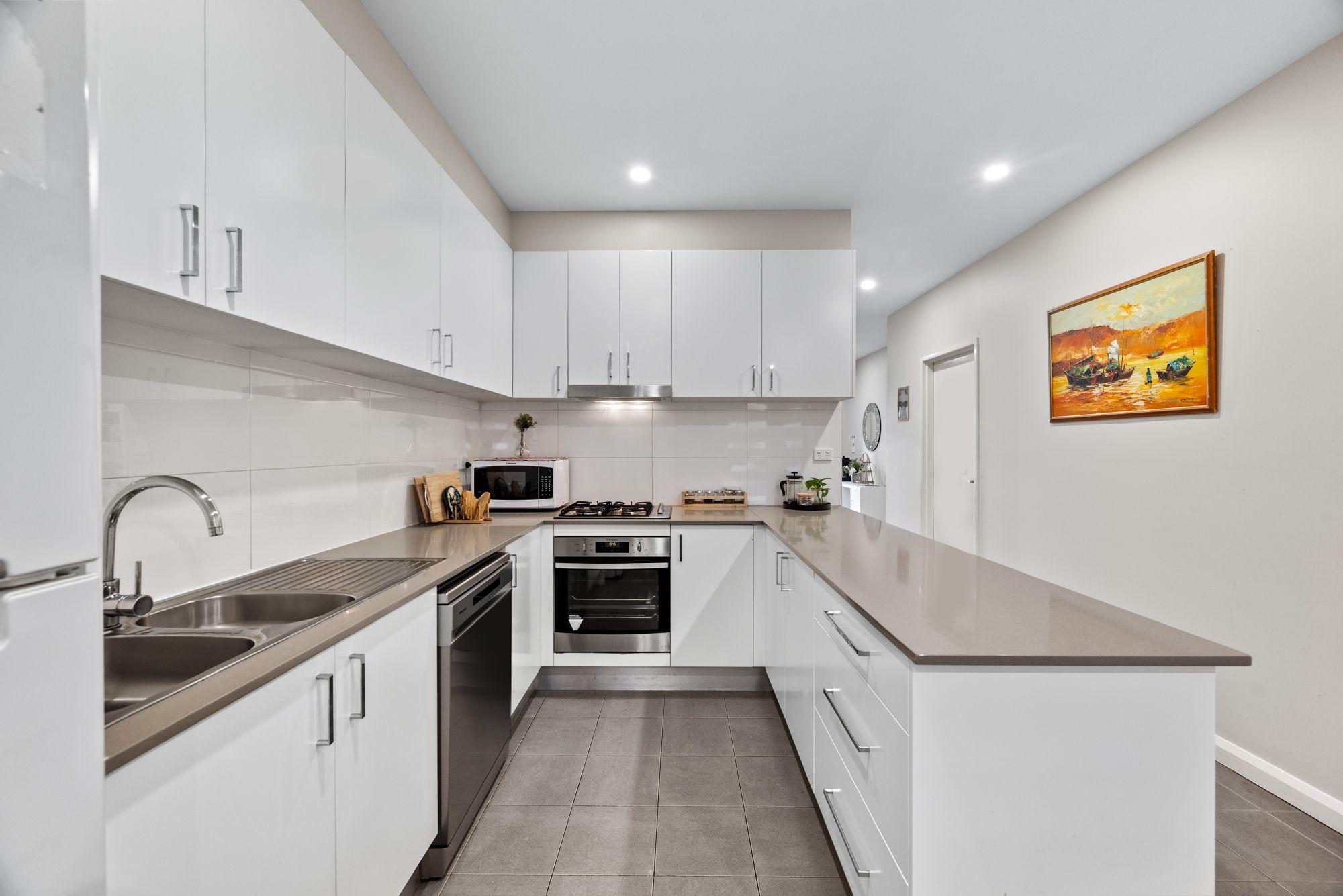 House for Sale: Macquarie Fields, NSW 2564, NSW, 2564
