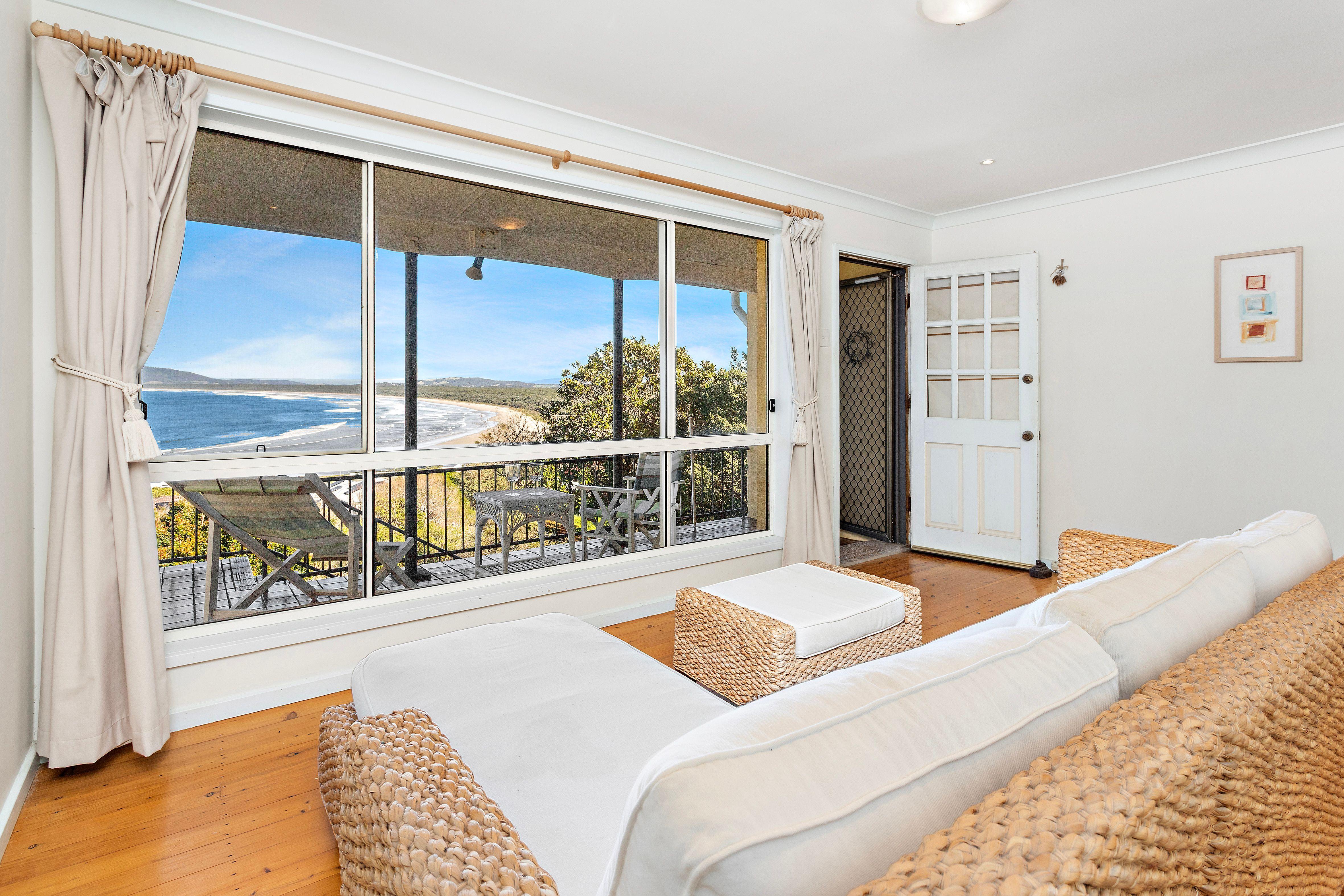 Prop-GPT: House: NSW Gerroa, NSW 2534 Home For Sale