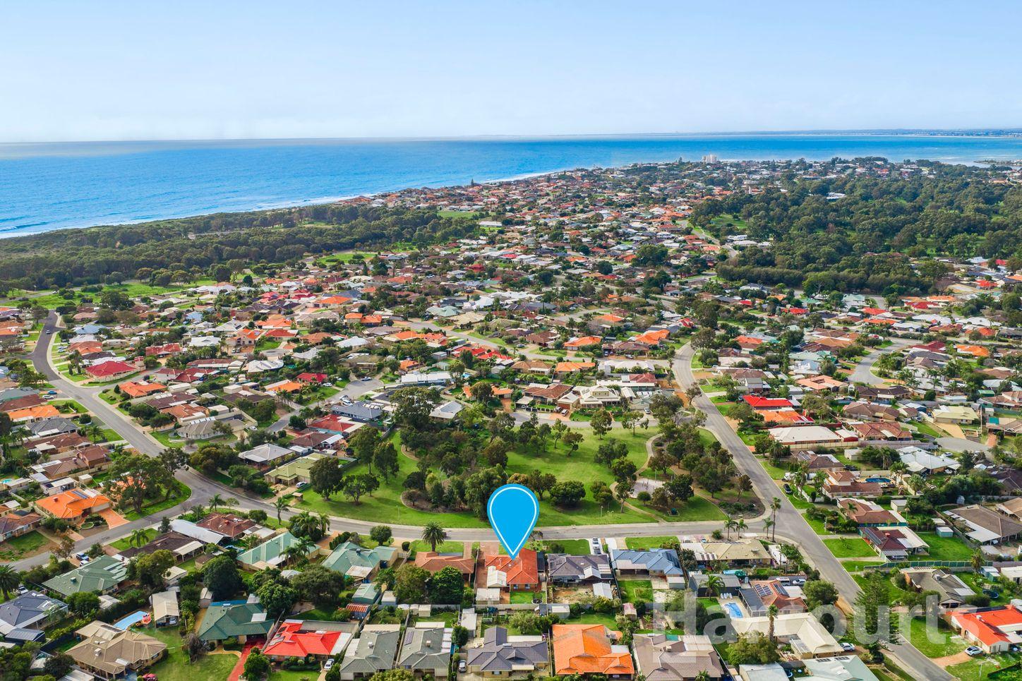Prop-GPT: House: WA Halls Head, WA 6210 Western Australia 6210
