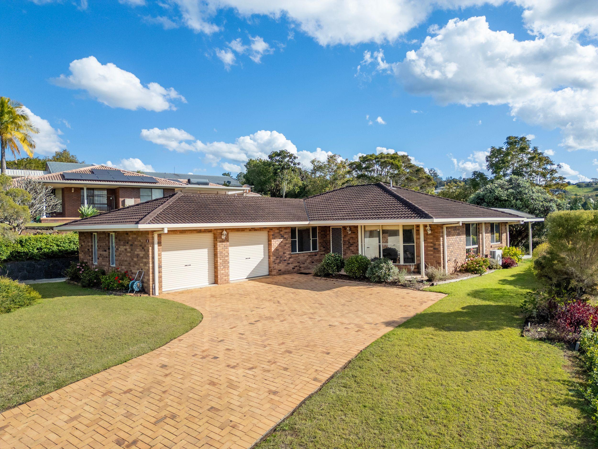 Prop-GPT: House: NSW Lismore Heights, NSW 2480 Home For Sale