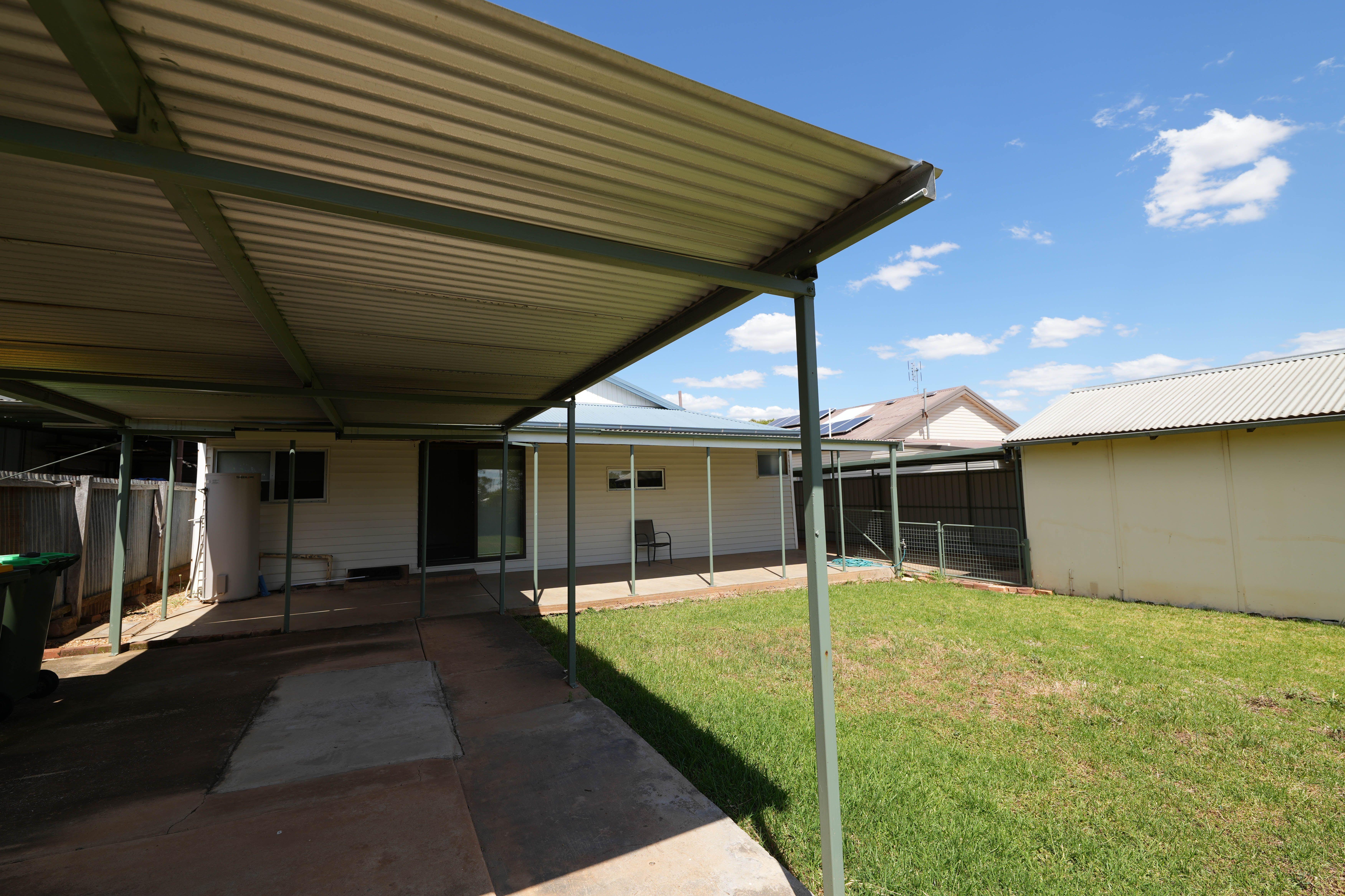 House for Sale: Parkes, NSW 2870, NSW, 2870