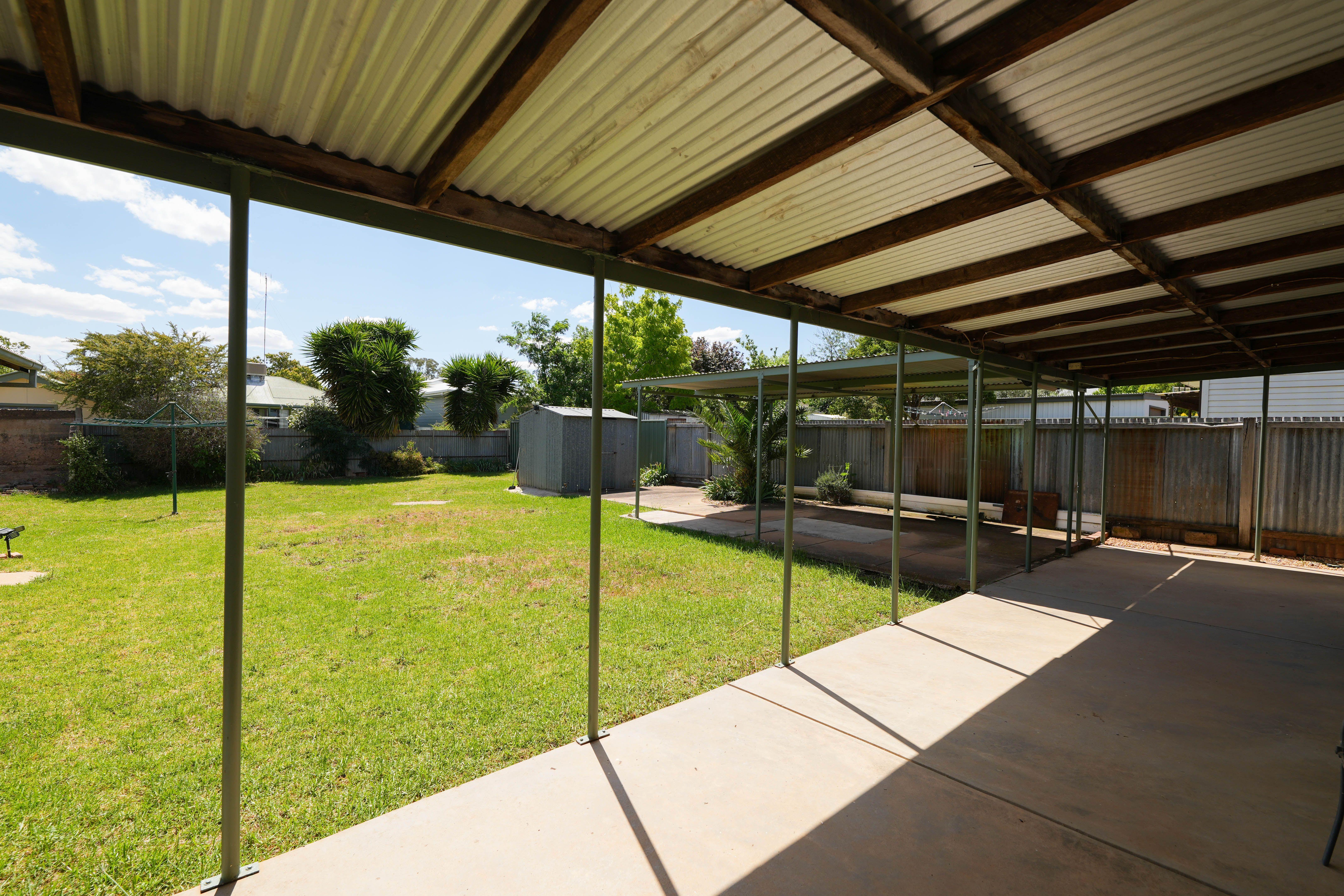 House for Sale: Parkes, NSW 2870, NSW, 2870