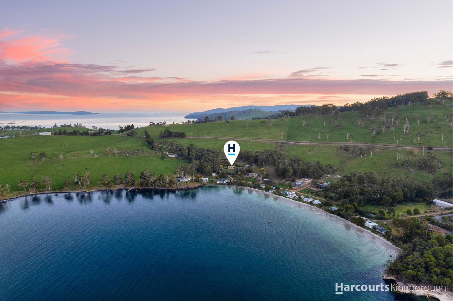 Prop-GPT: House: TAS Surveyors Bay, TAS 7116 Tasmania 7116