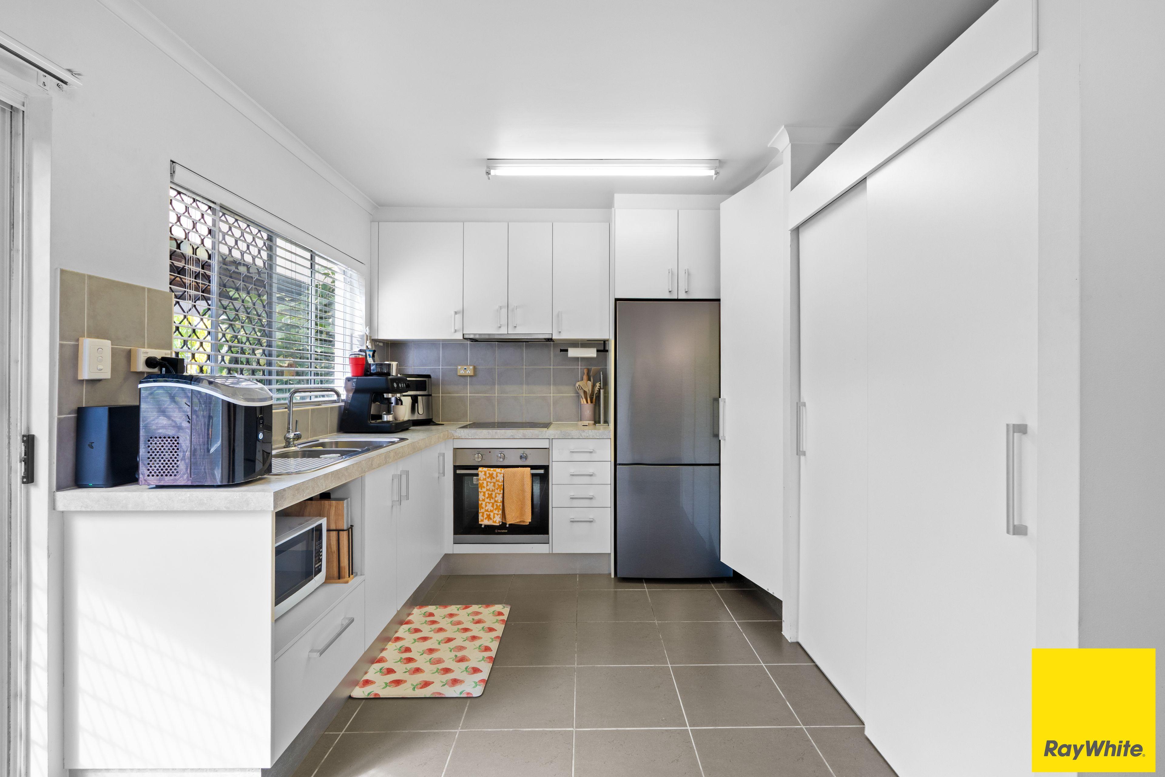 Townhouse for Sale: Manunda, QLD 4870, QLD, 4870