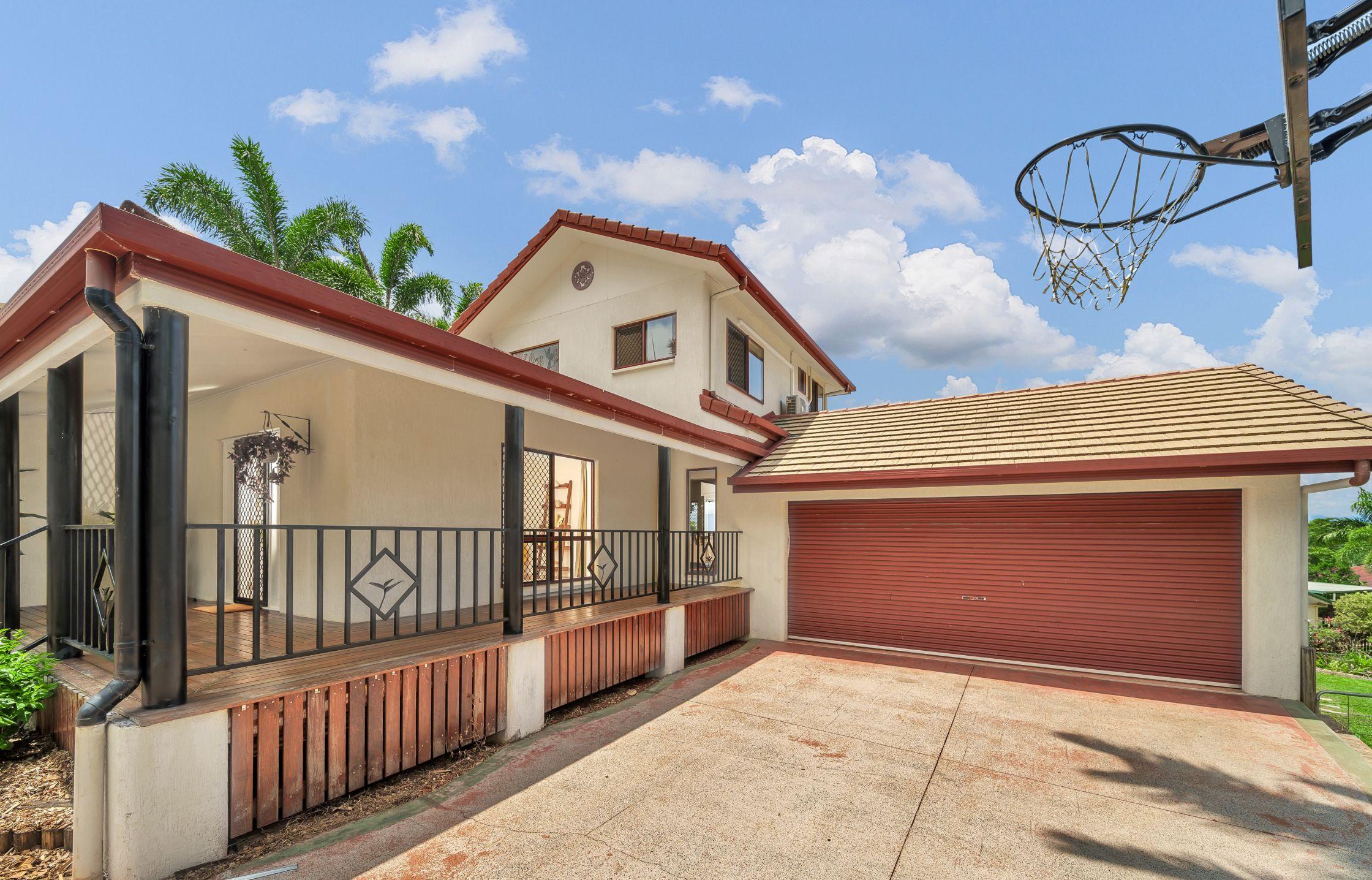 House for Sale: Mooroobool, QLD 4870, QLD, 4870