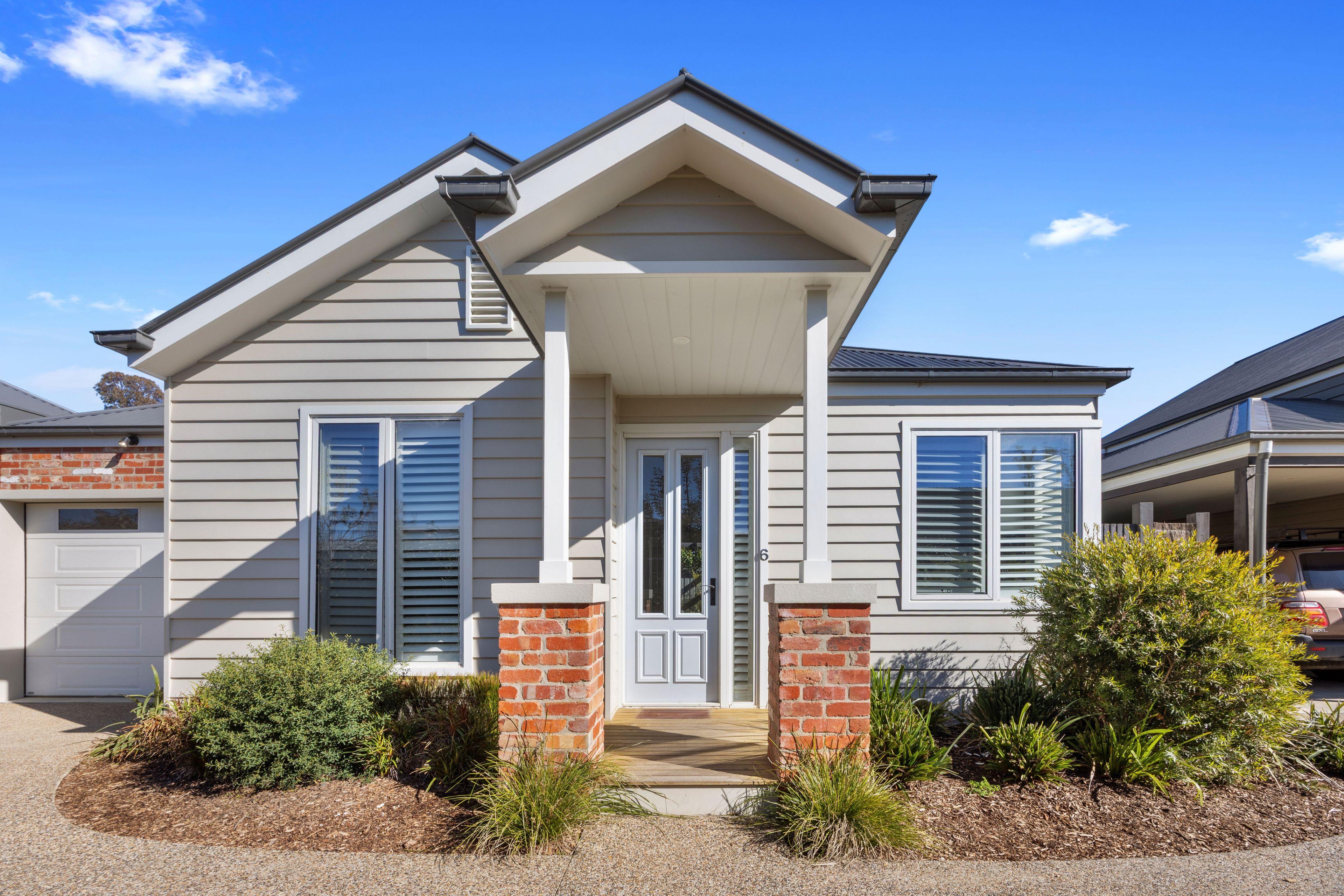 Prop-GPT: Unit: VIC Mansfield, VIC 3722 Home For Sale