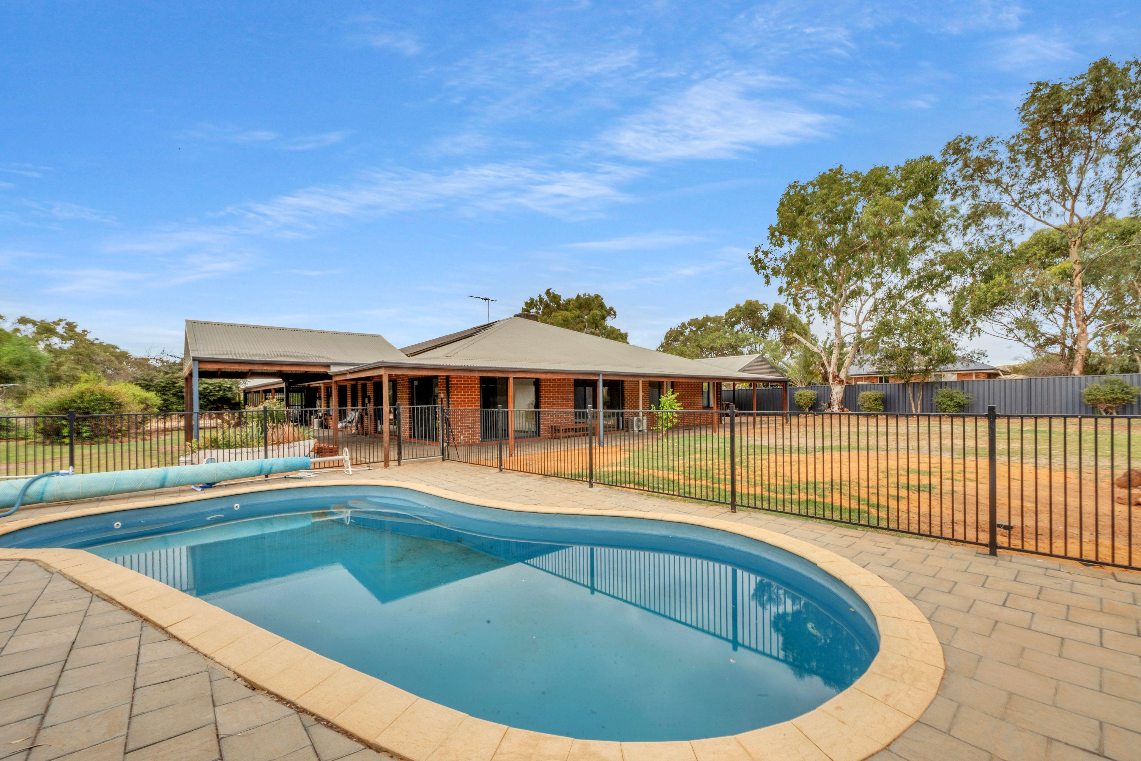 House for Sale: Strathalbyn, WA 6530, WA, 6530