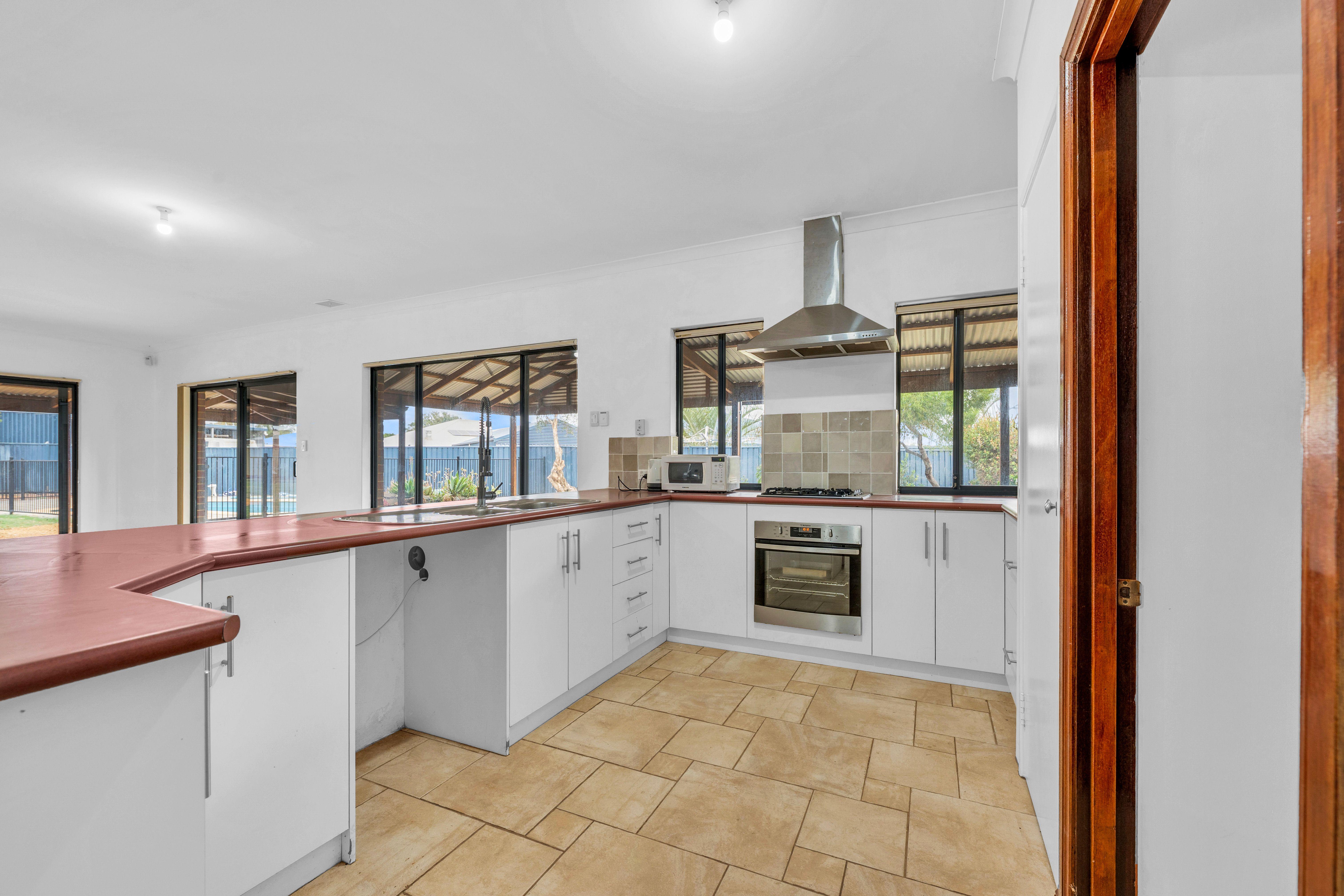 House for Sale: Strathalbyn, WA 6530, WA, 6530
