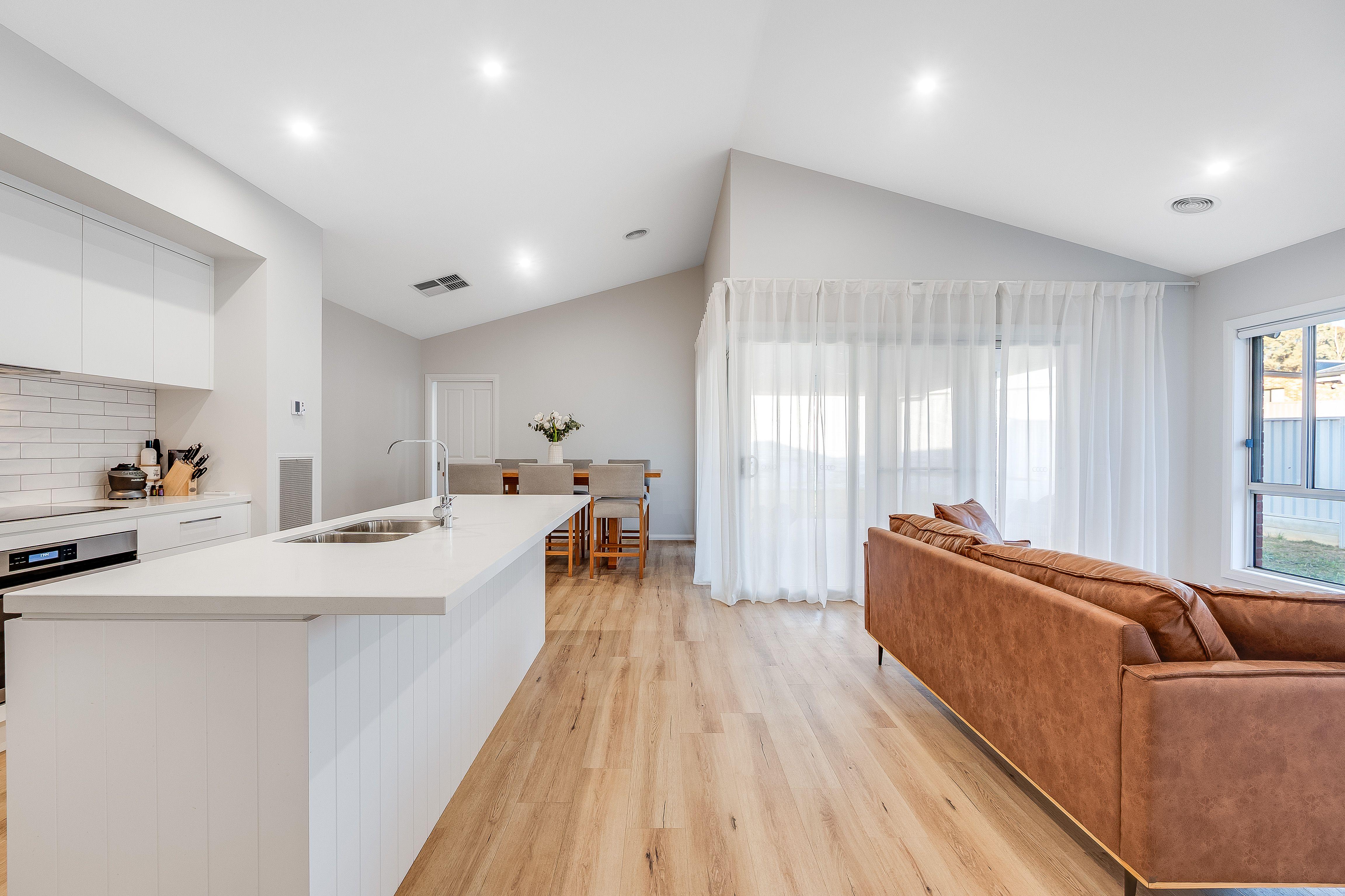 Prop-GPT: House: VIC Baranduda, VIC 3691 Home For Sale