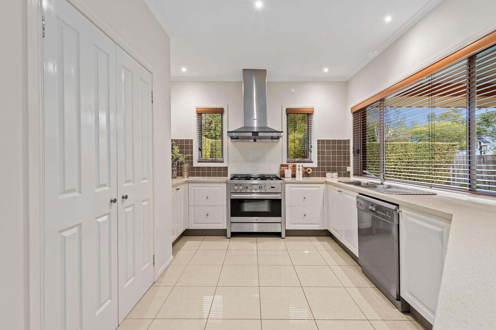 House for Sale: Glen Waverley, VIC 3150, VIC, 3150