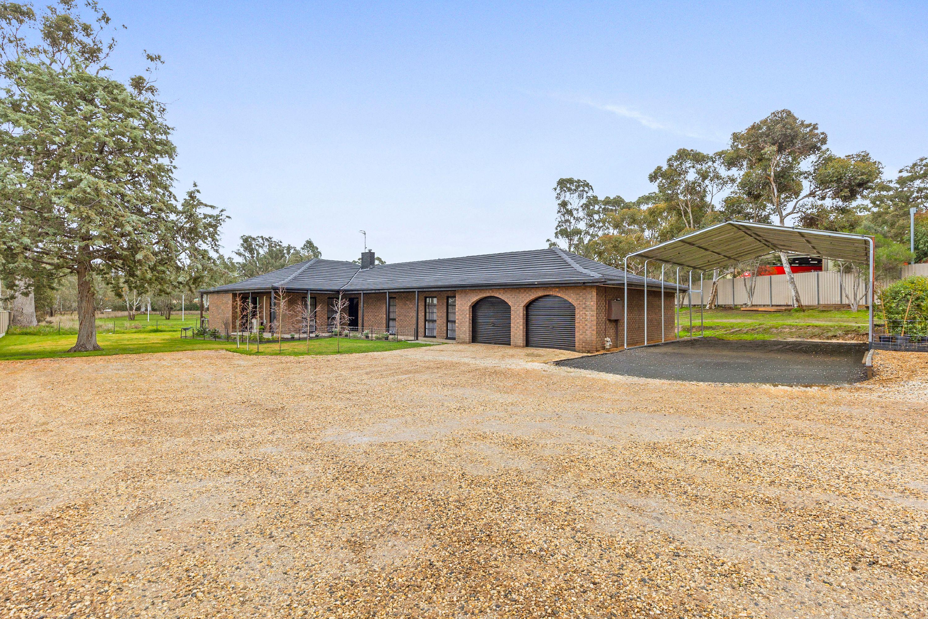 Prop-GPT: House: VIC Seymour, VIC 3660 Home For Sale