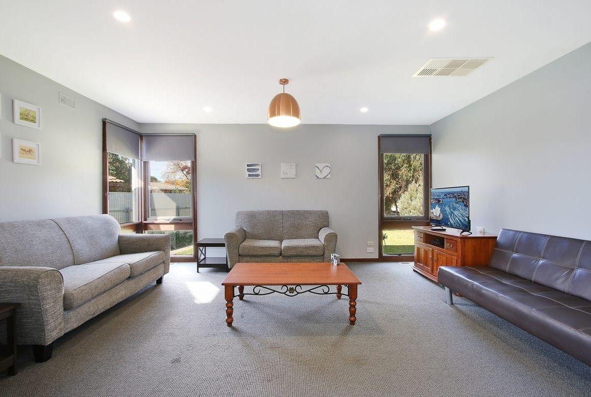 Prop-GPT: House: NSW Springdale Heights, NSW 2641 Home For Sale