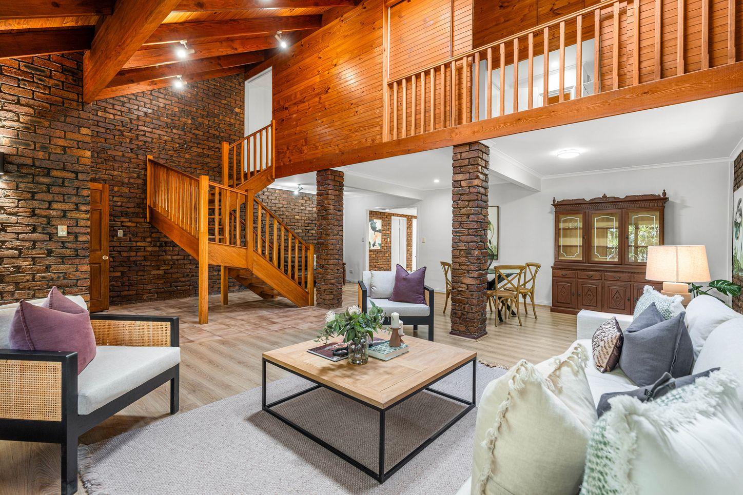 Prop-GPT: House: QLD Carina Heights, QLD 4152 Queensland 4152