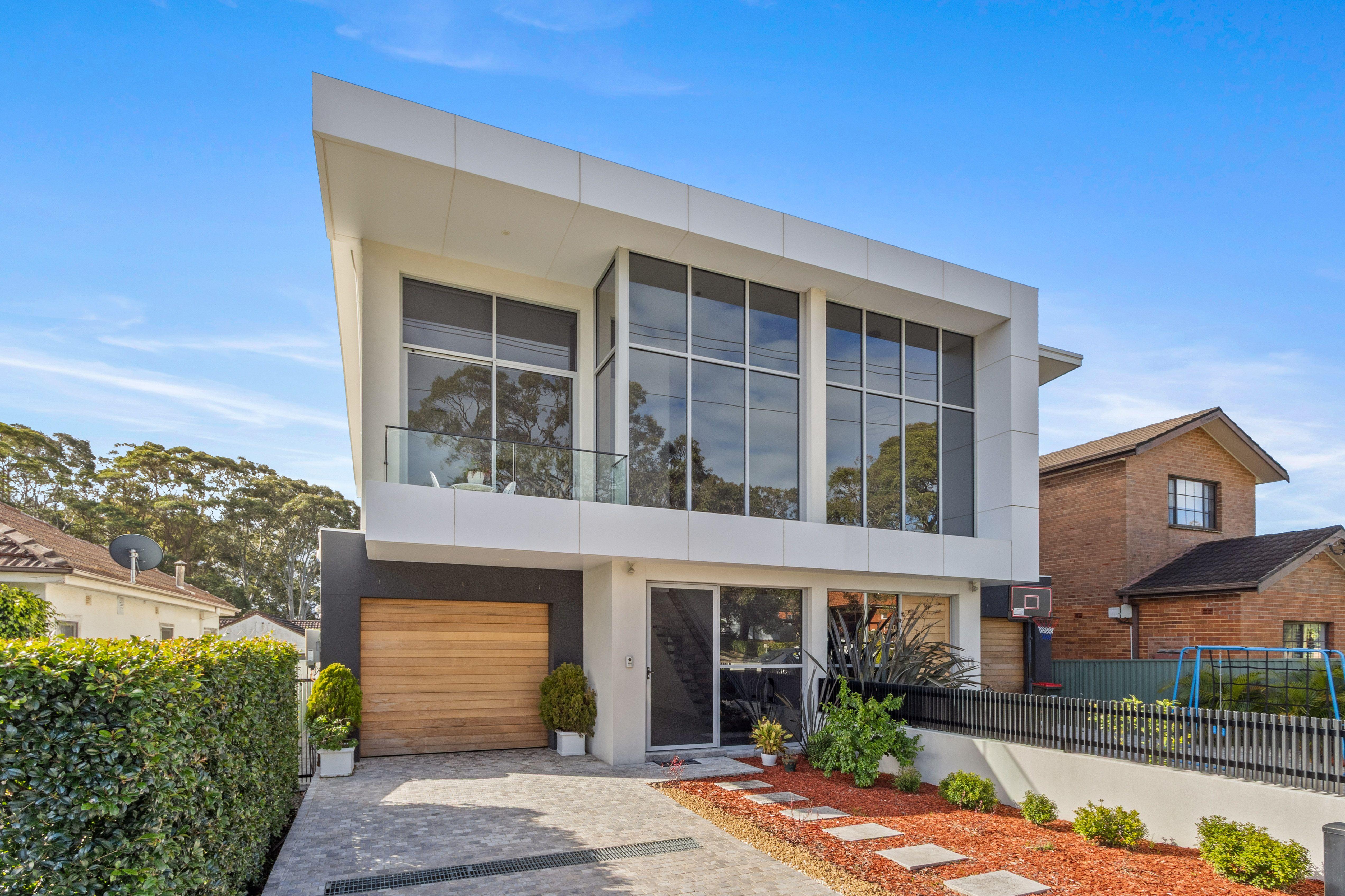 Prop-GPT: DuplexSemi-detached: NSW Caringbah, NSW 2229 Home For Sale