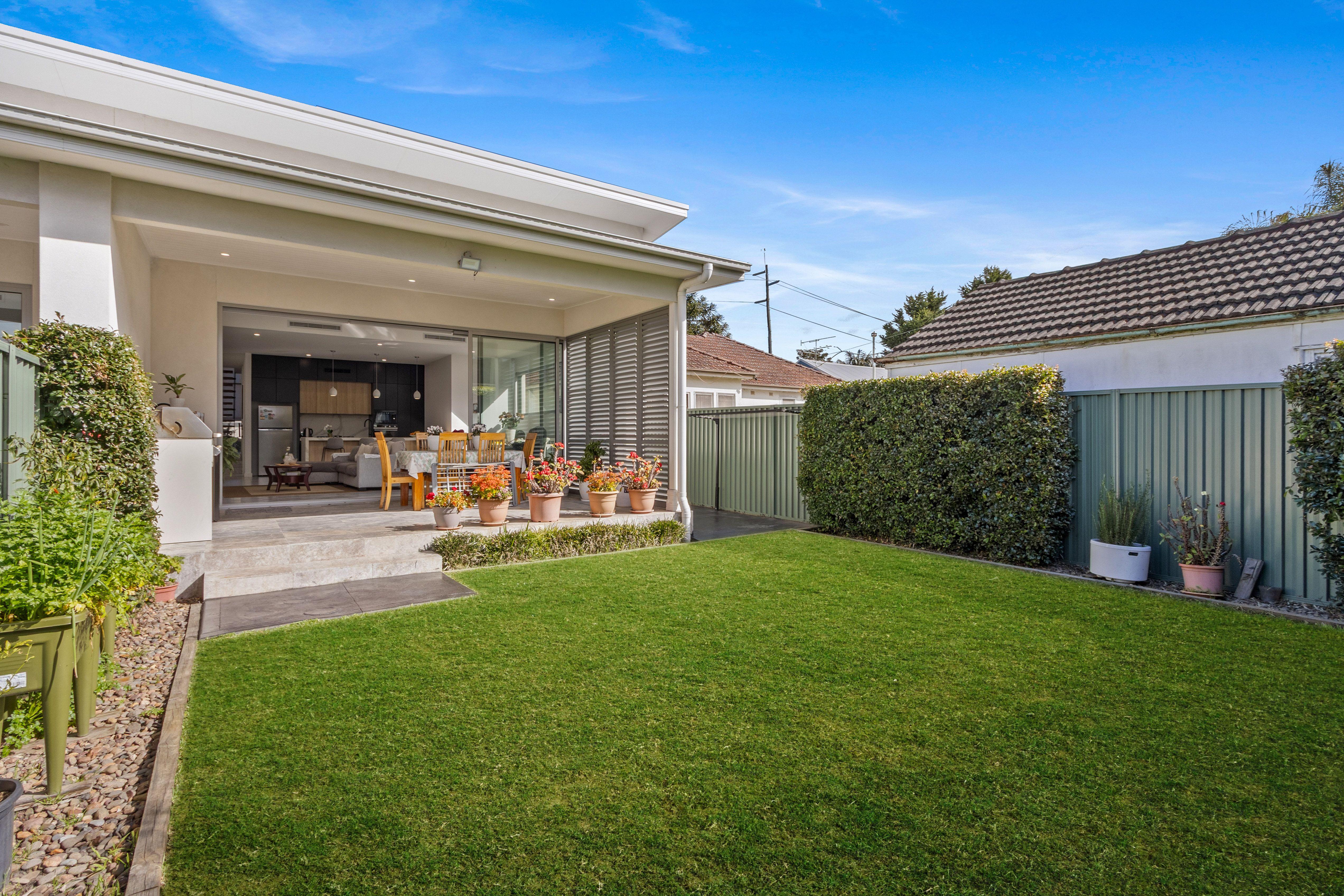 DuplexSemi-detached for Sale: Caringbah, NSW 2229, NSW, 2229