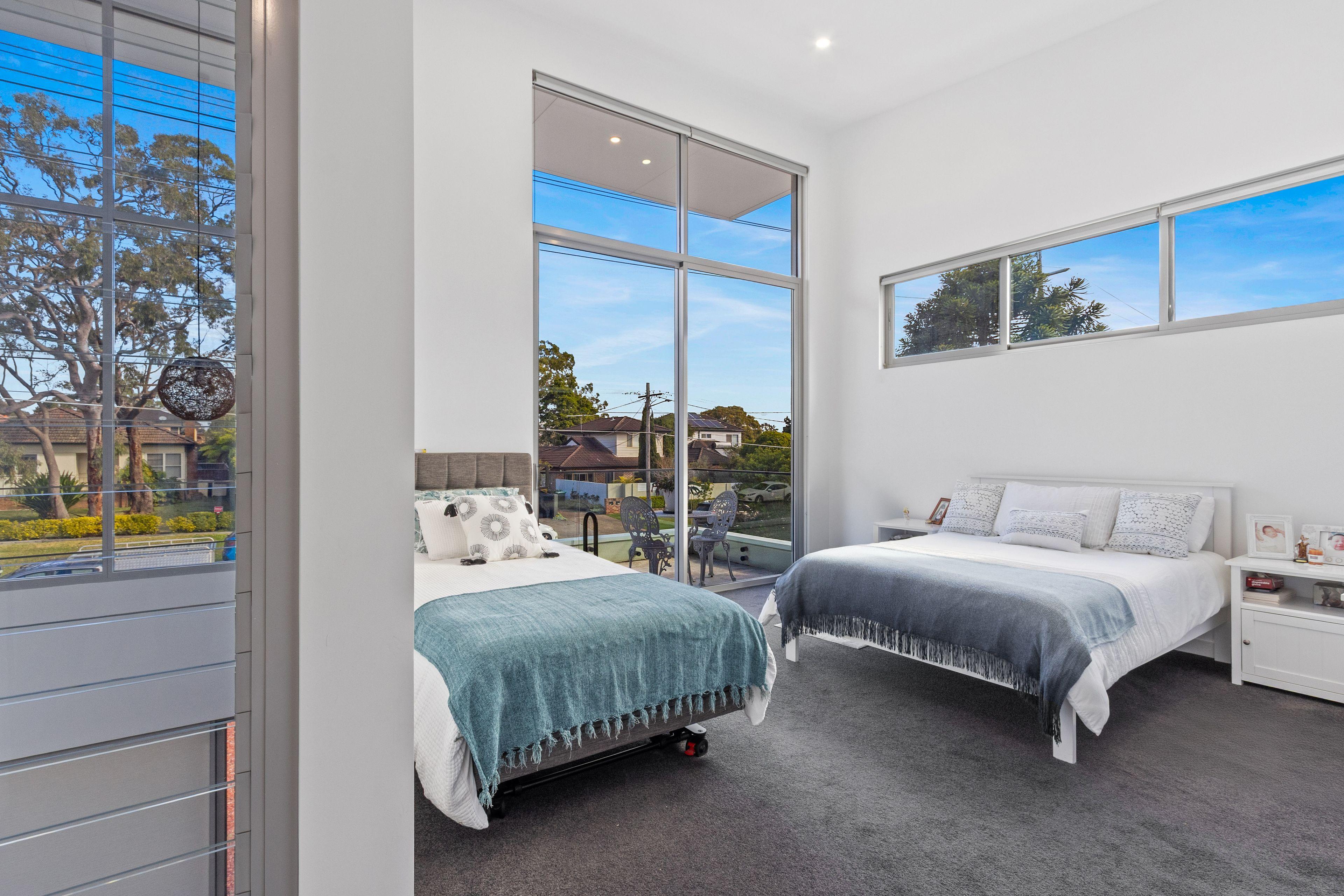 DuplexSemi-detached for Sale: Caringbah, NSW 2229, NSW, 2229