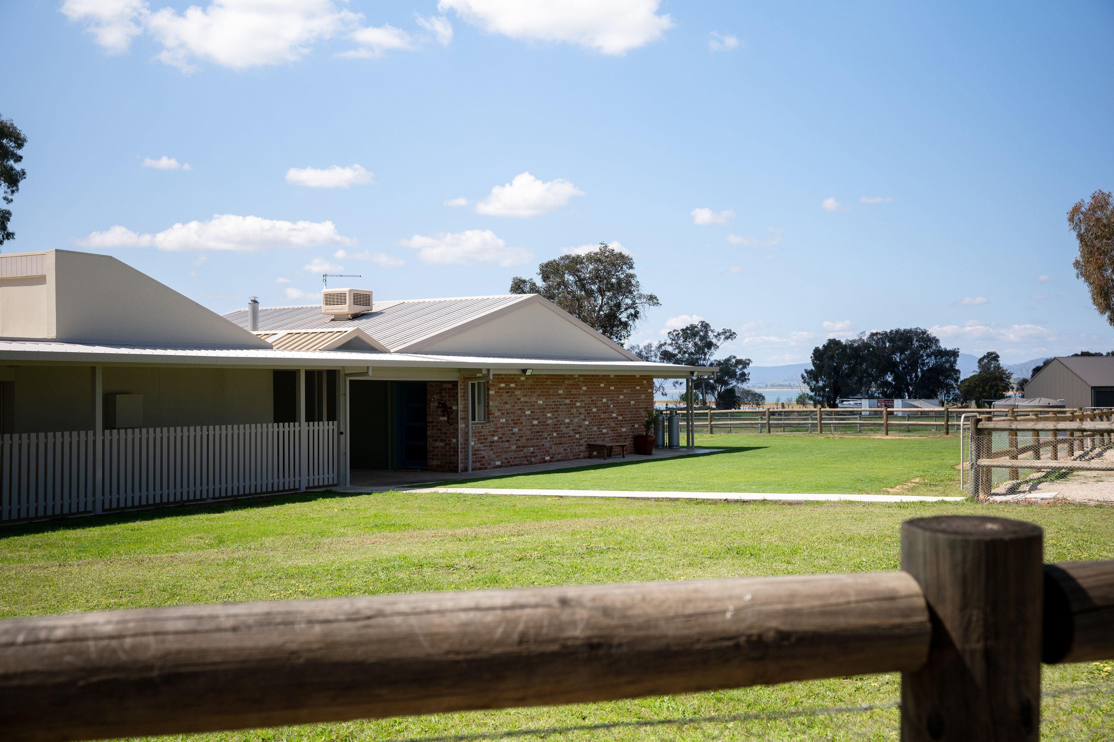Acreage/Semi-Rural for Sale: Table Top, NSW 2640, NSW, 2640