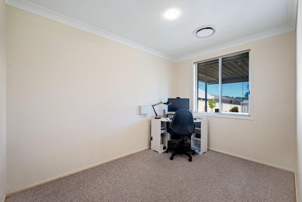 House for Sale: Rosemeadow, NSW 2560, NSW, 2560