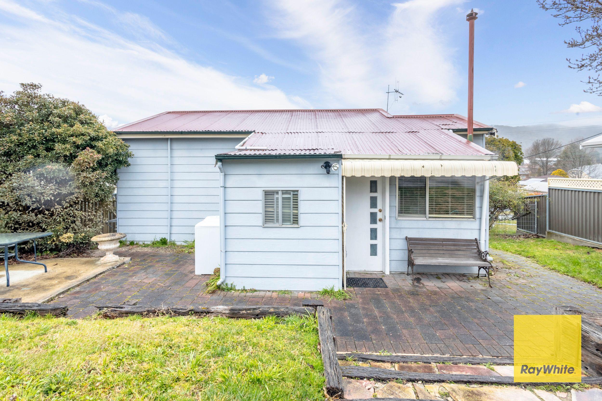 House for Sale: Lithgow, NSW 2790, NSW, 2790