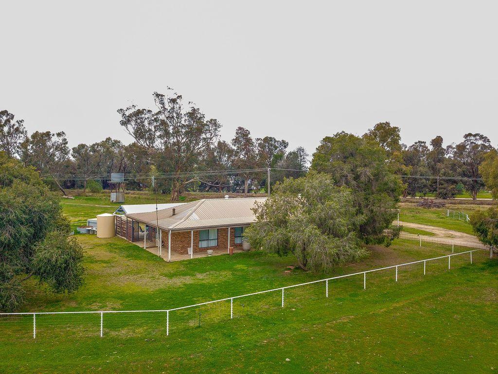 Prop-GPT: Mixed Farming: NSW Wakool, NSW 2710 Rural