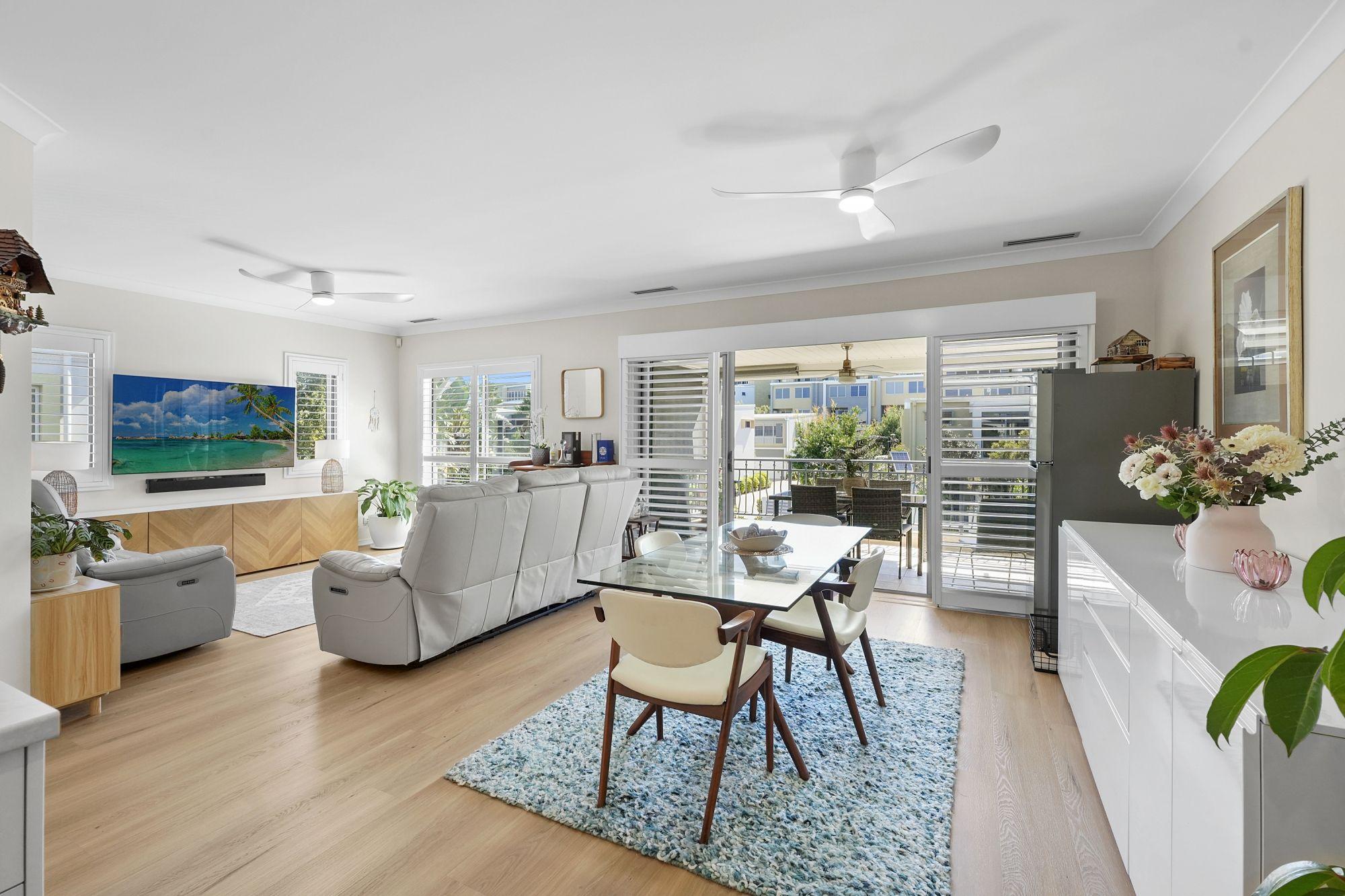 Villa for Sale: Carrara, QLD 4211, QLD, 4211