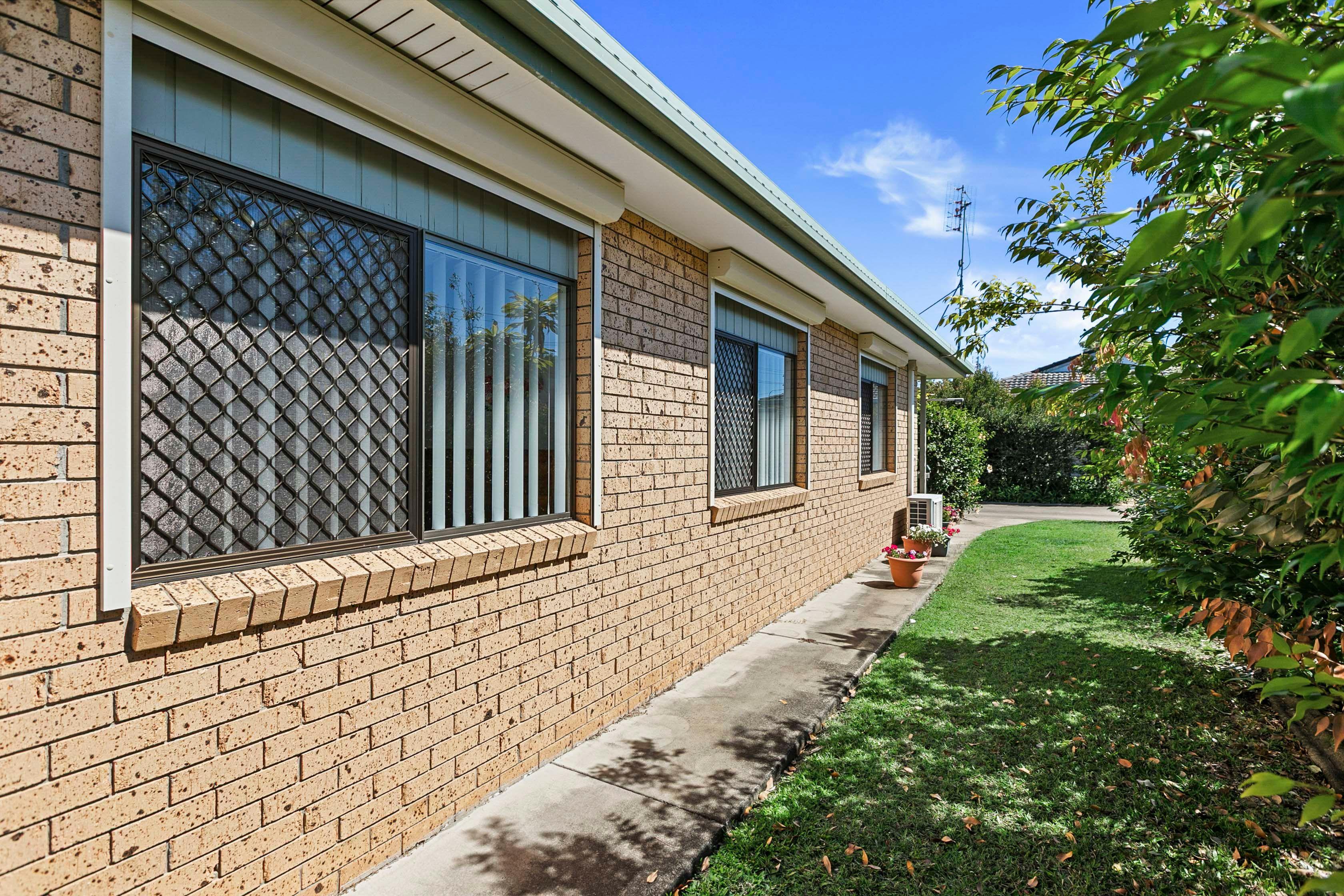 Villa for Sale: Urangan, QLD 4655, QLD, 4655