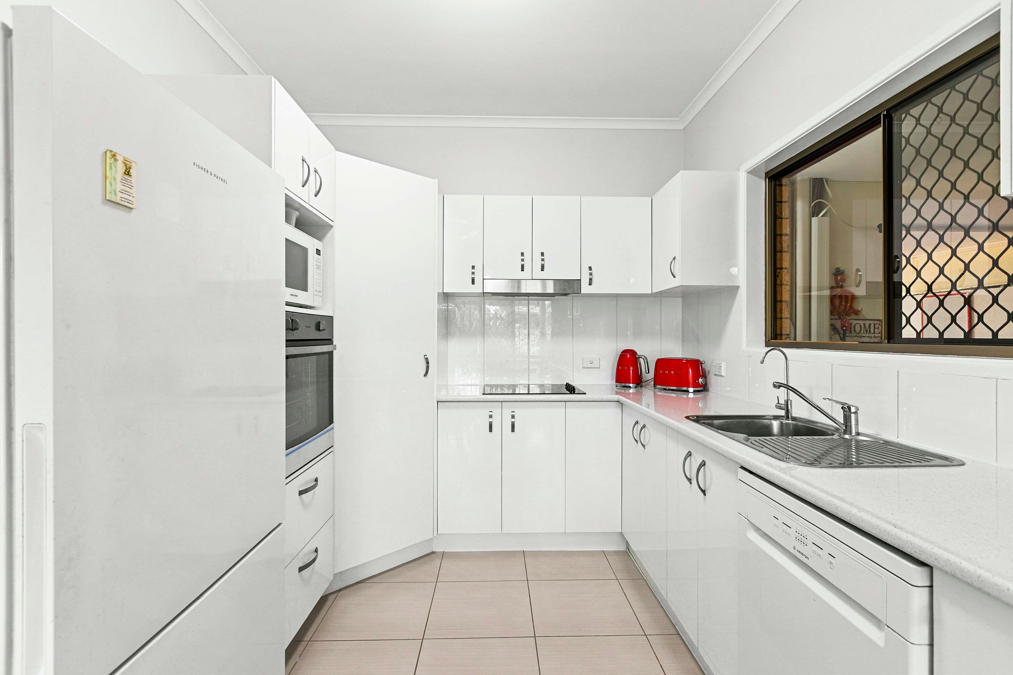 Villa for Sale: Urangan, QLD 4655, QLD, 4655