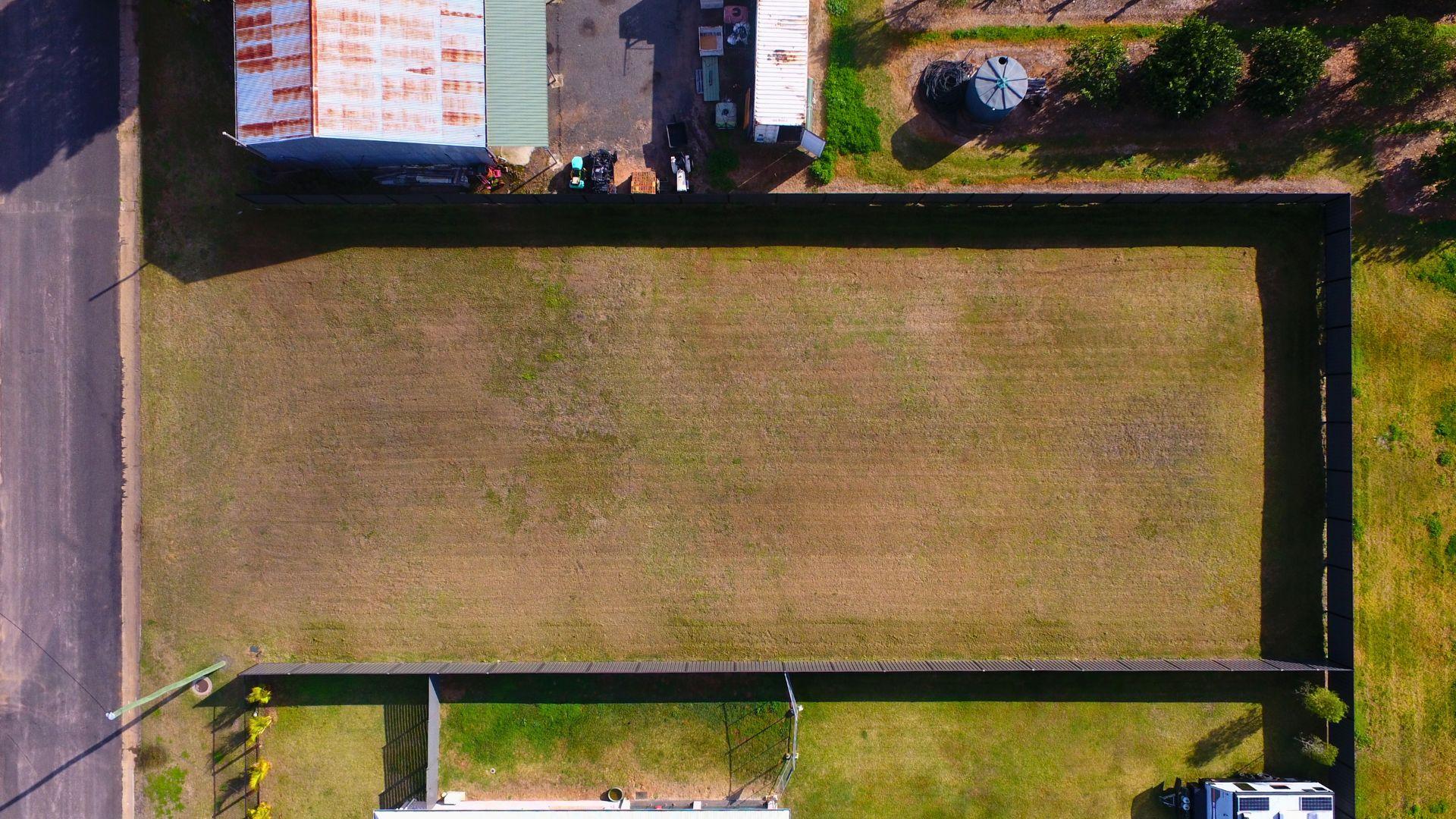 Prop-GPT: Land: QLD Gayndah, QLD 4625 Home For Sale