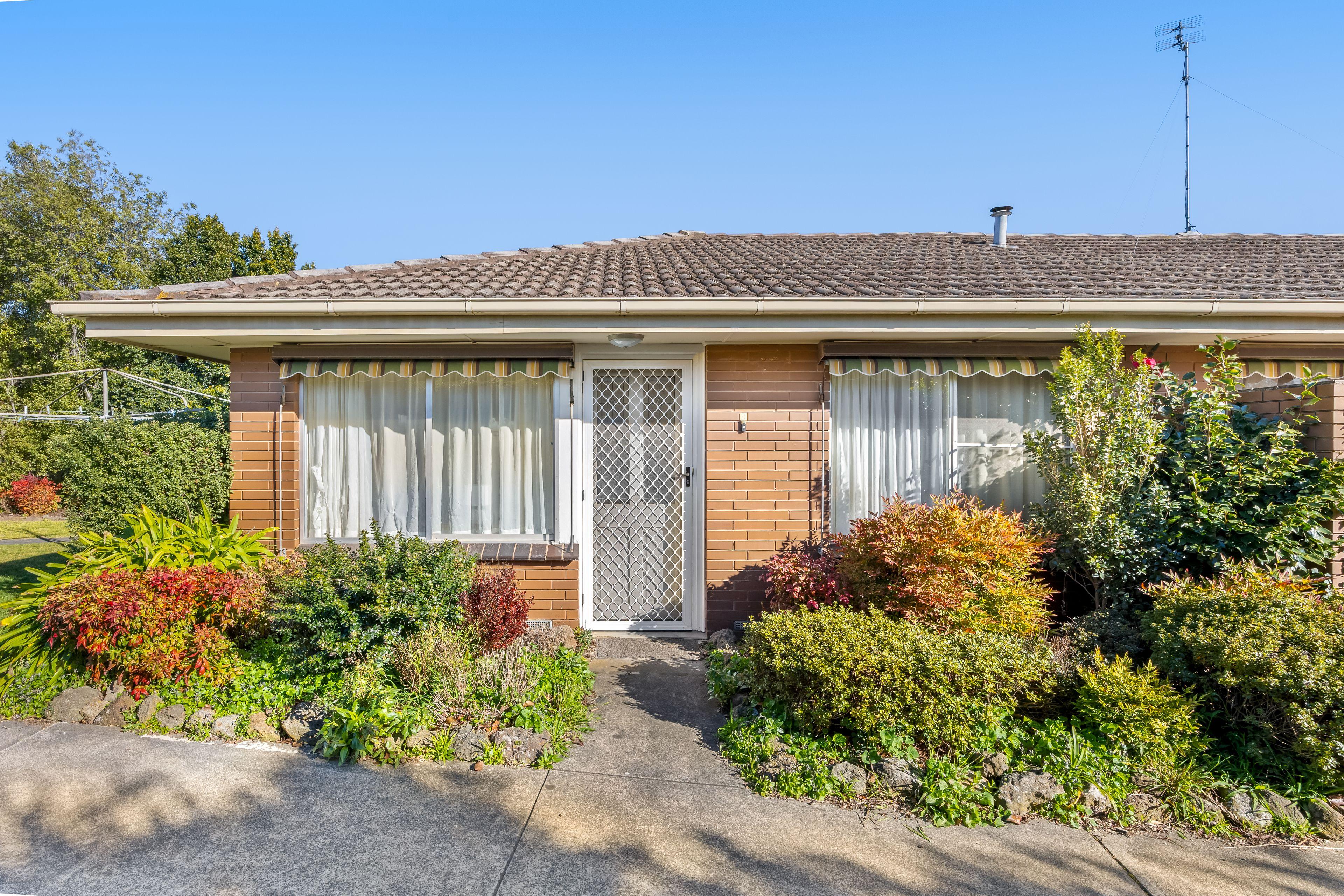 Prop-GPT: Unit: VIC Wendouree, VIC 3355 Home For Sale