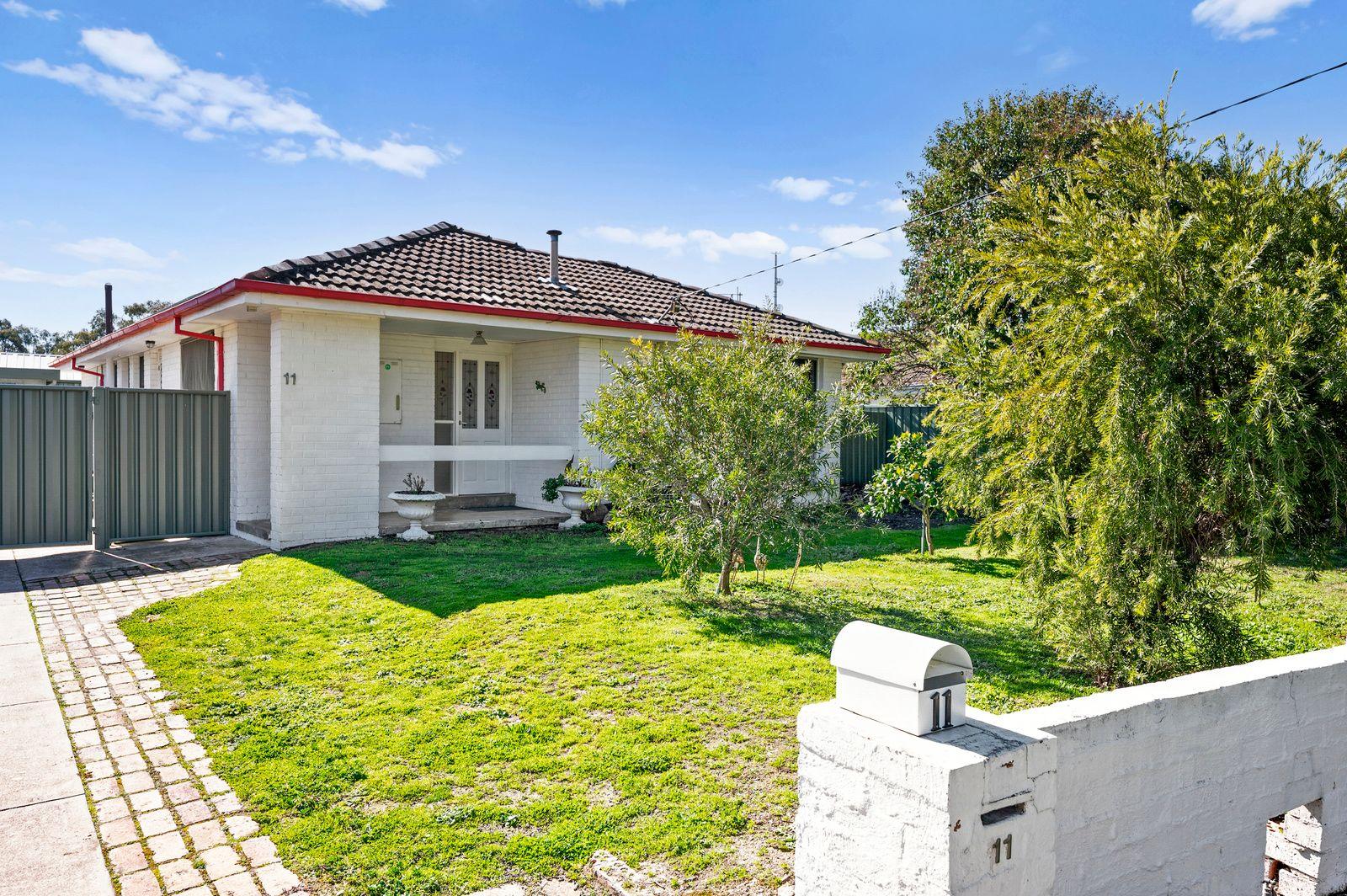 Prop-GPT: House: VIC Benalla, VIC 3672 Home For Sale