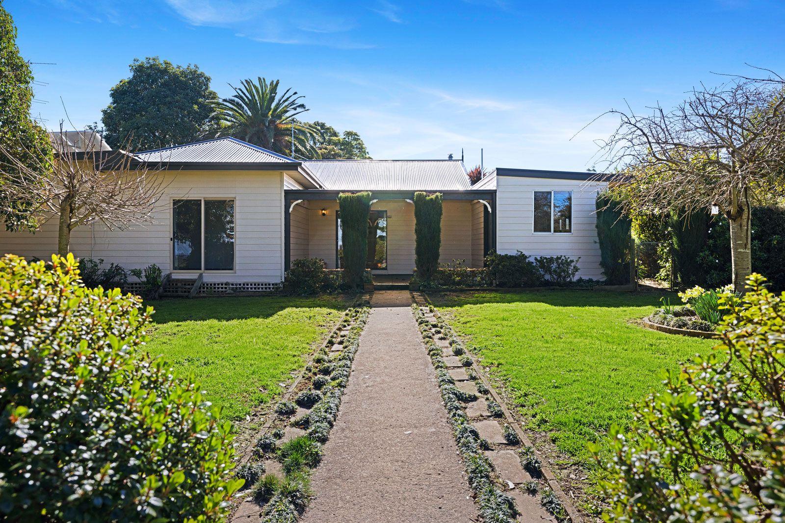 Prop-GPT: Lifestyle: VIC Koorooman, VIC 3953 Rural