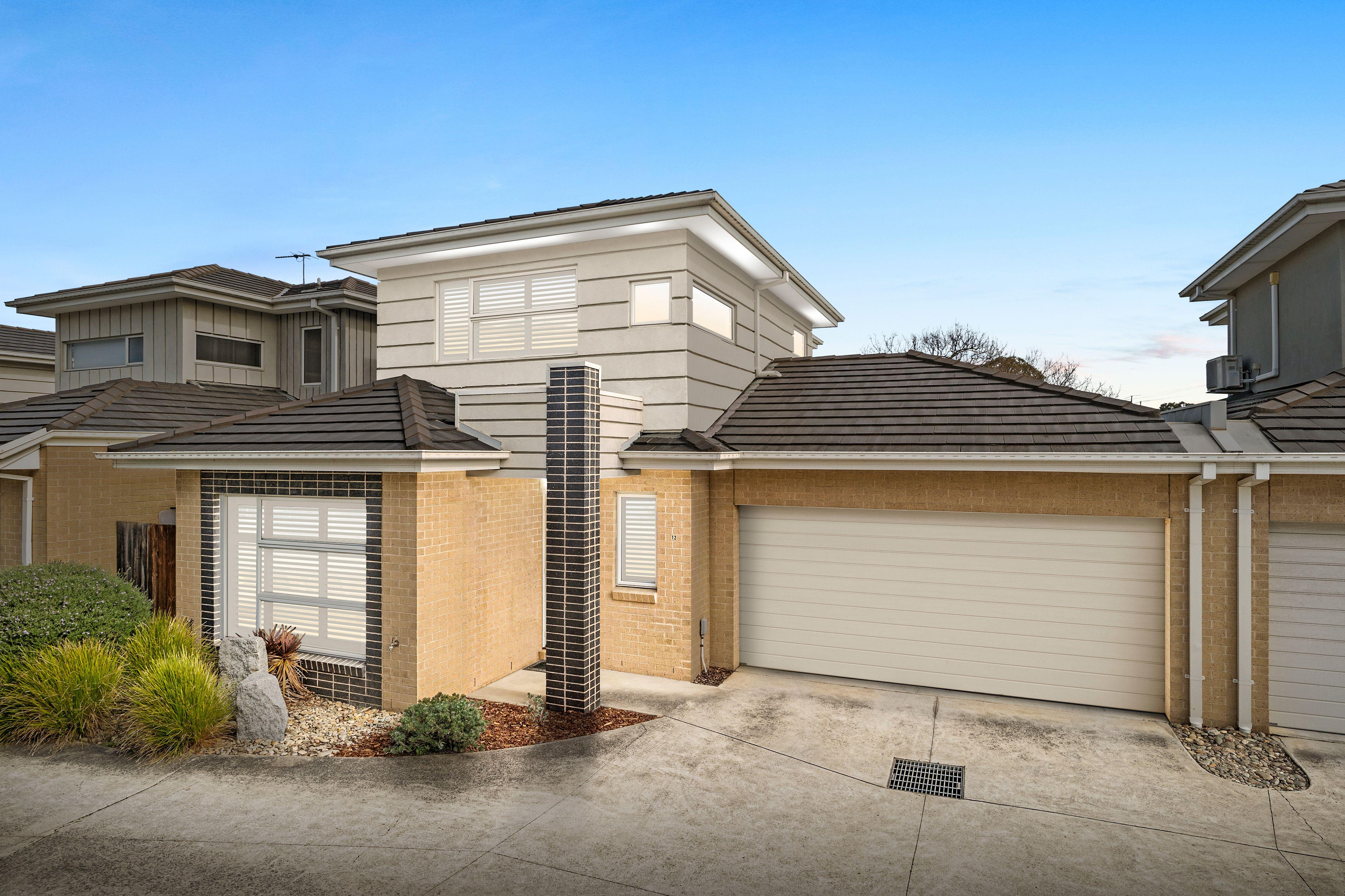 Prop-GPT: Townhouse: VIC Croydon, VIC 3136 Home For Sale