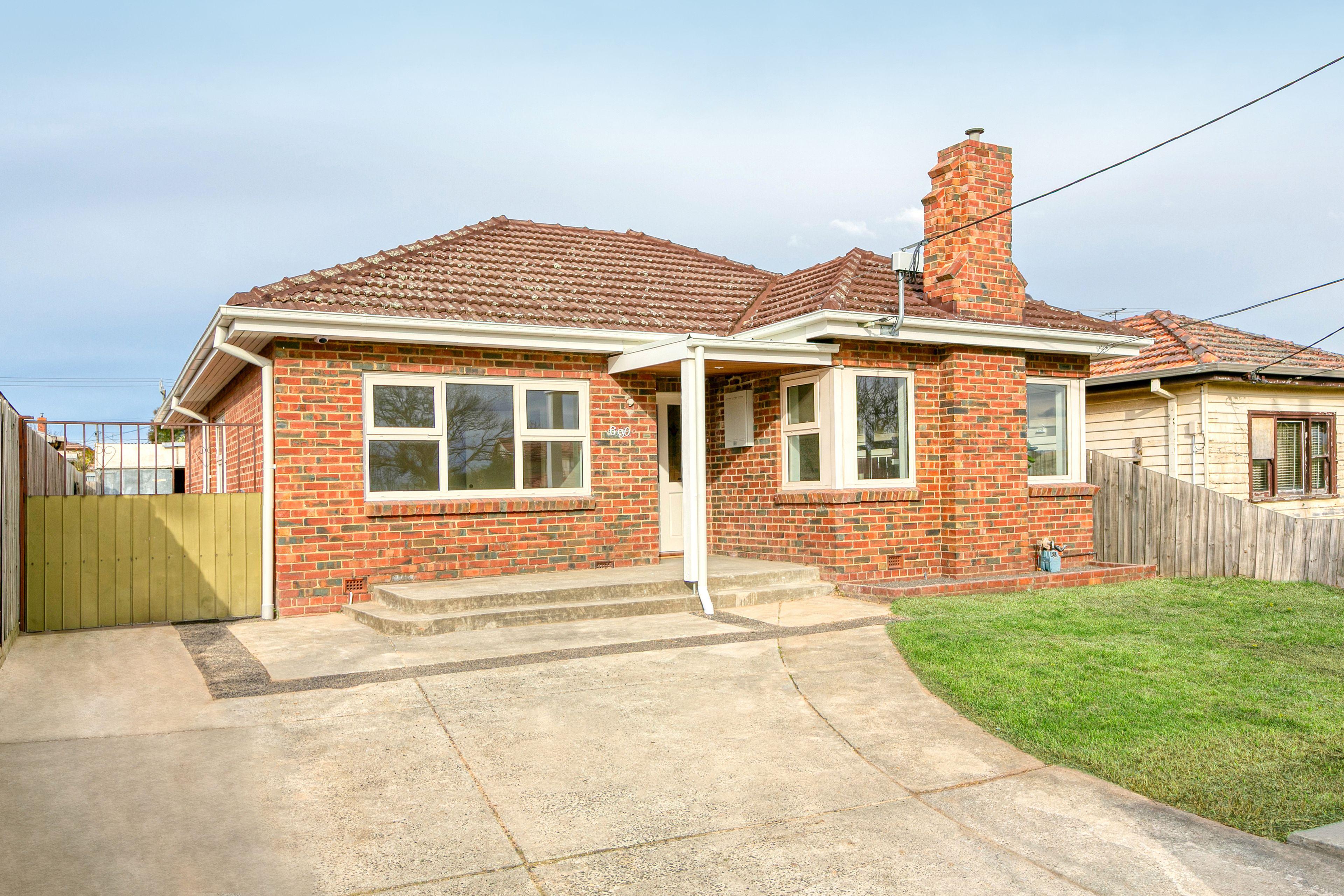 Prop-GPT: House: VIC Reservoir, VIC 3073 Home For Sale
