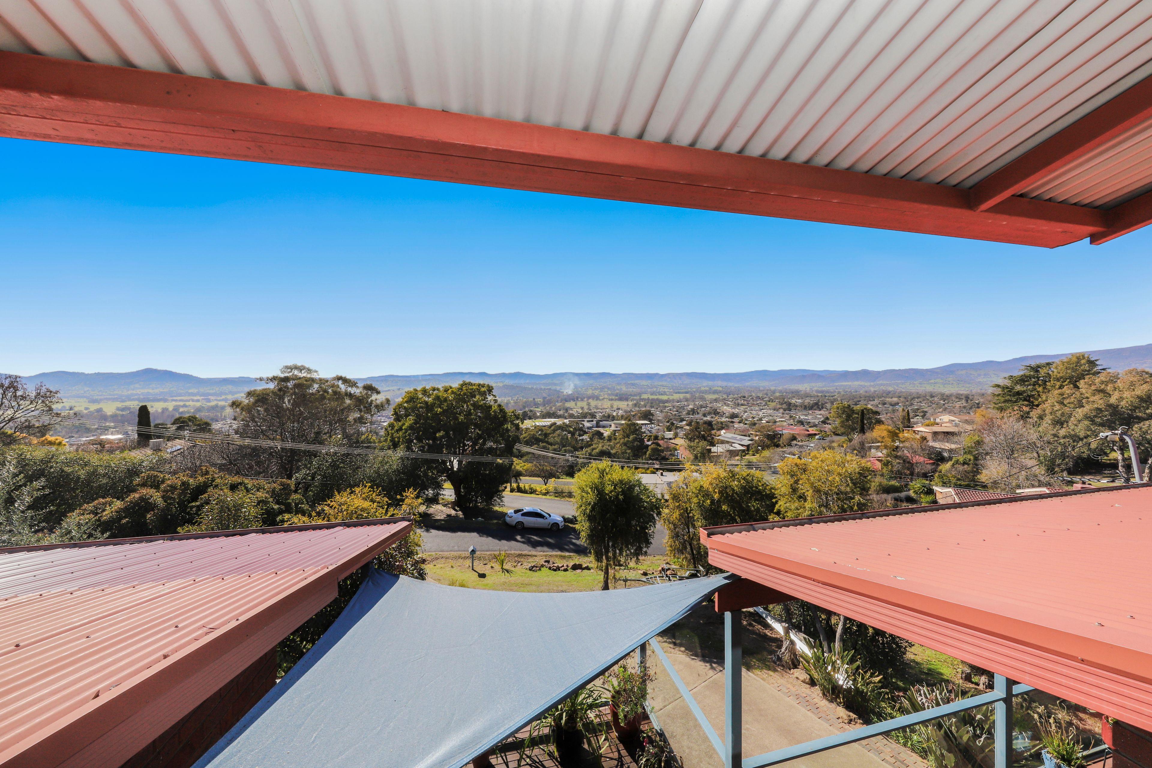 House for Sale: Tumut, NSW 2720, NSW, 2720
