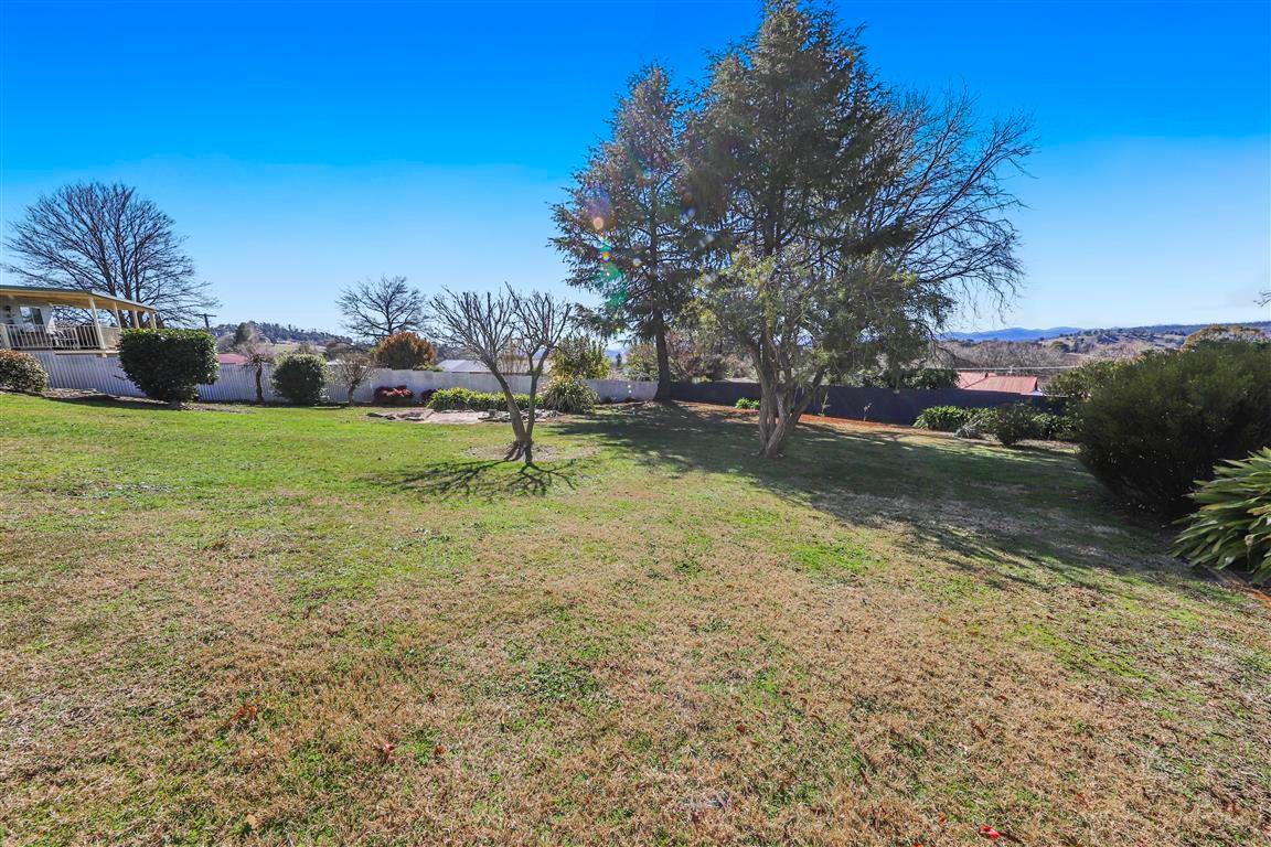 House for Sale: Batlow, NSW 2730, NSW, 2730
