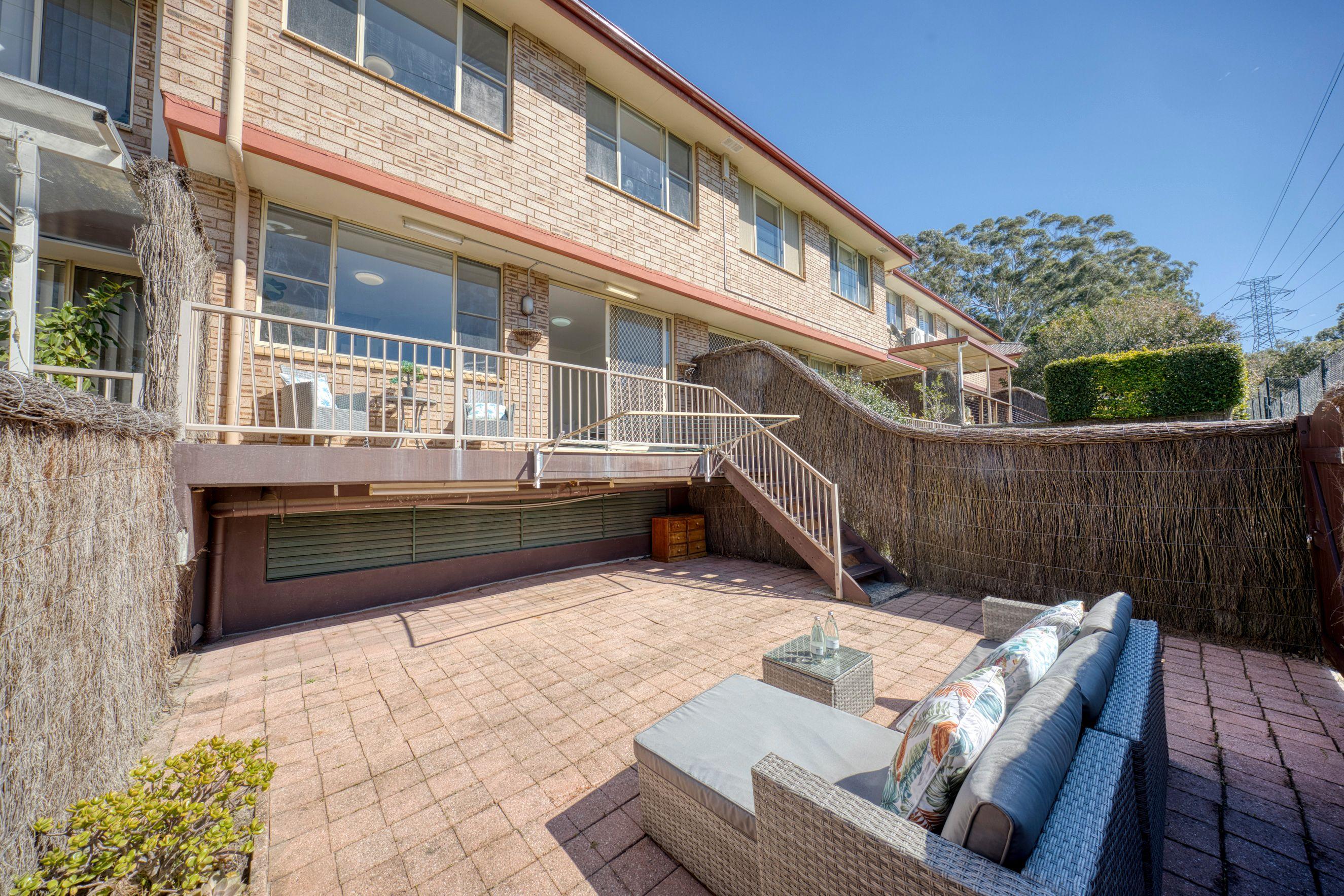 Townhouse for Sale: Kirrawee, NSW 2232, NSW, 2232