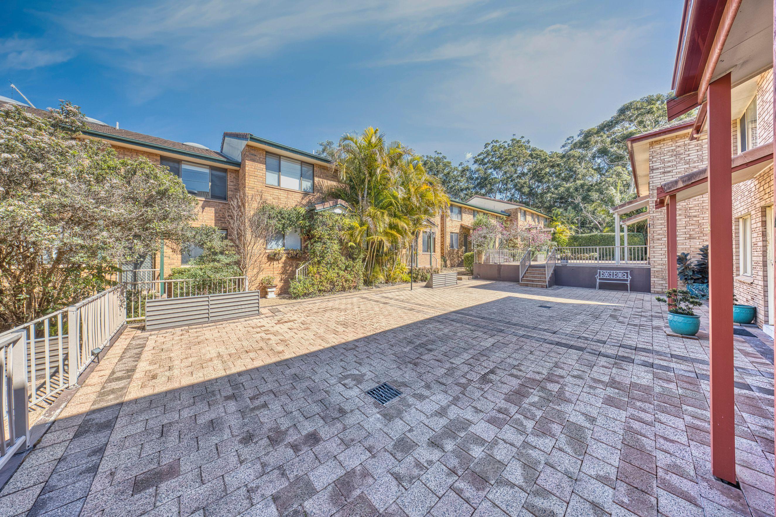 Townhouse for Sale: Kirrawee, NSW 2232, NSW, 2232
