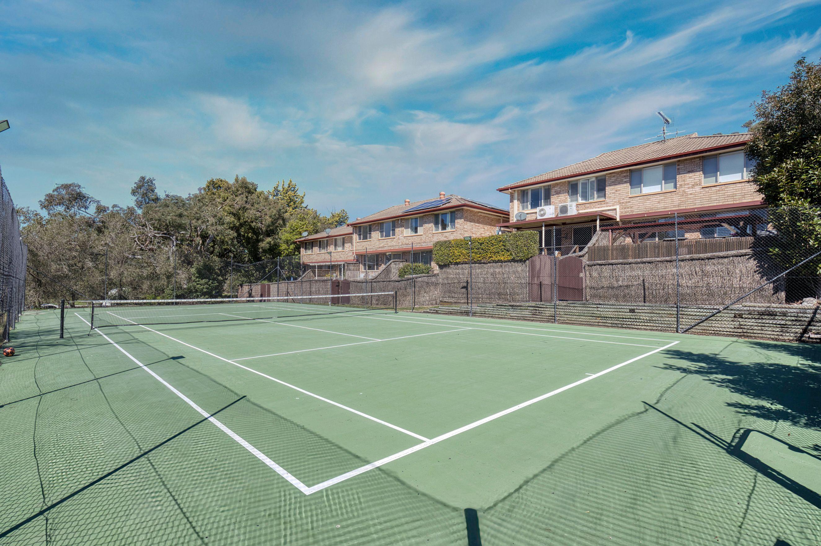 Townhouse for Sale: Kirrawee, NSW 2232, NSW, 2232