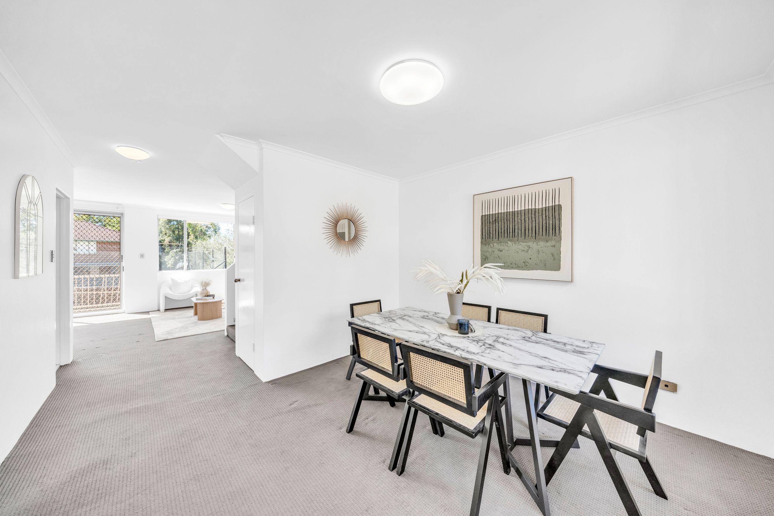 Townhouse for Sale: Kirrawee, NSW 2232, NSW, 2232