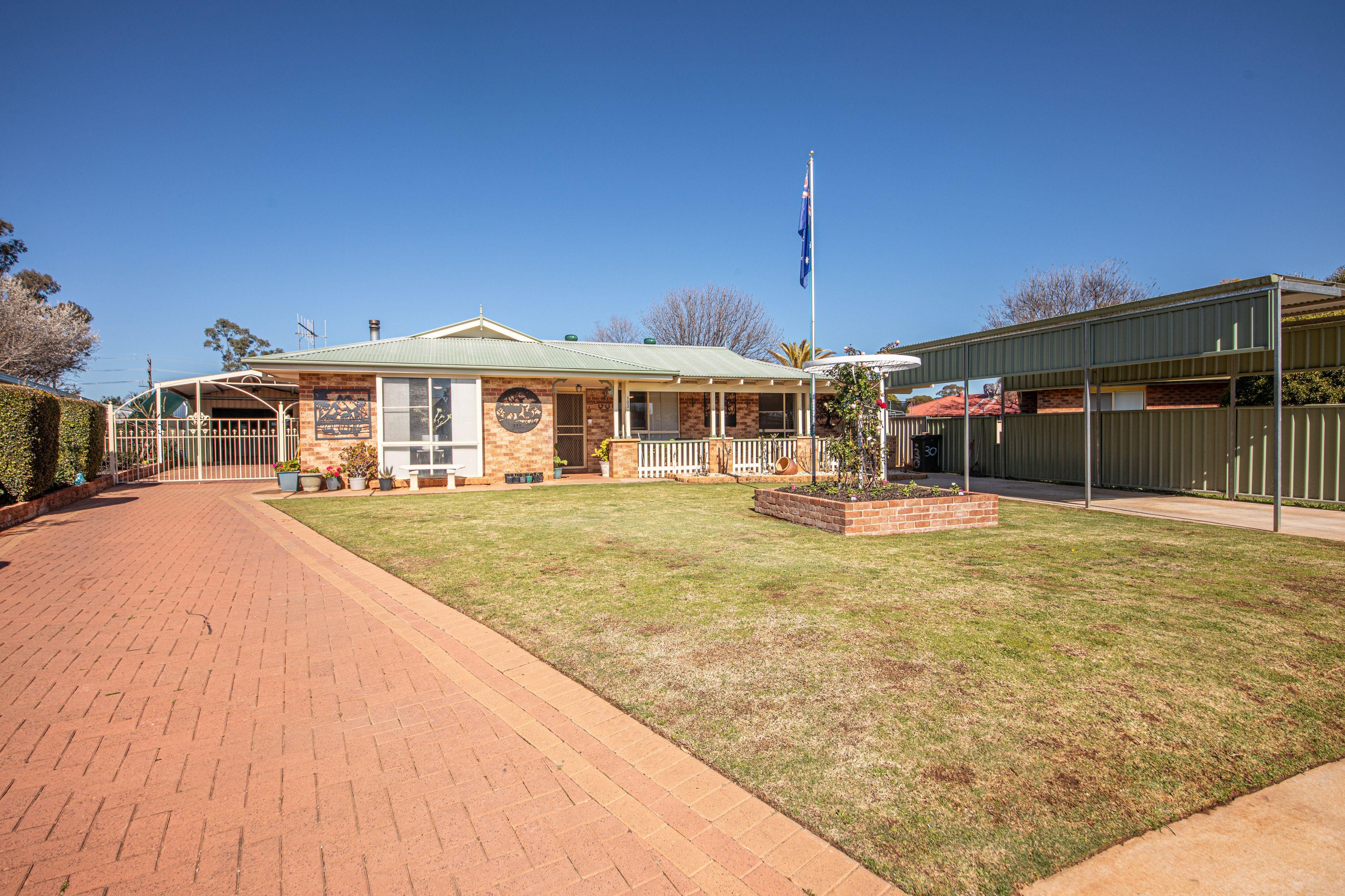 House for Sale: Narromine, NSW 2821, NSW, 2821