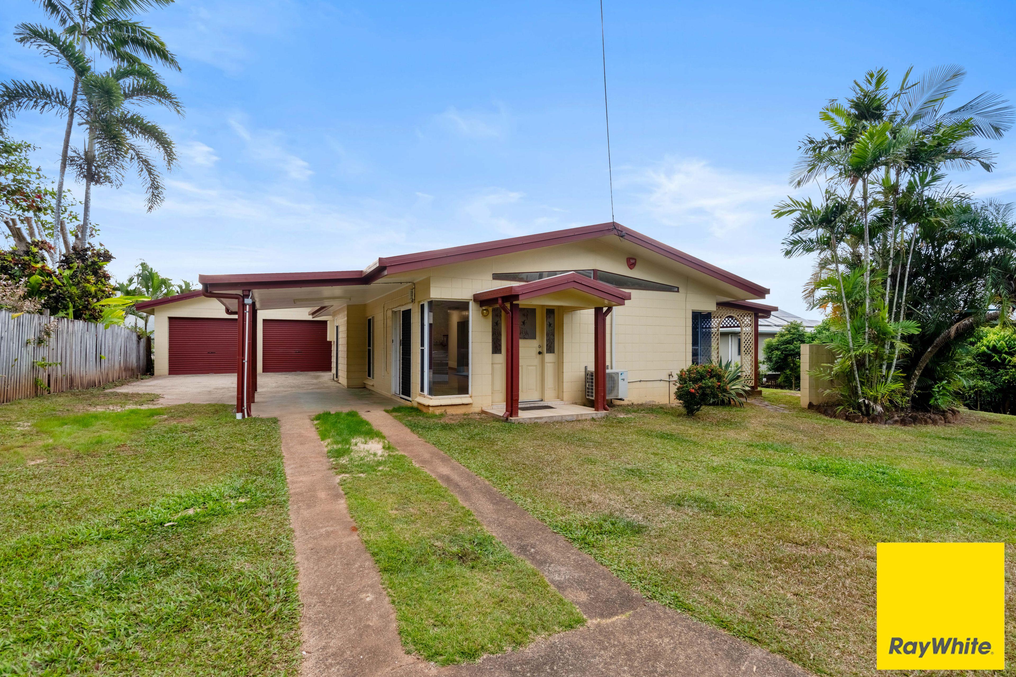 Prop-GPT: House: QLD Trinity Beach, QLD 4879 Home For Sale