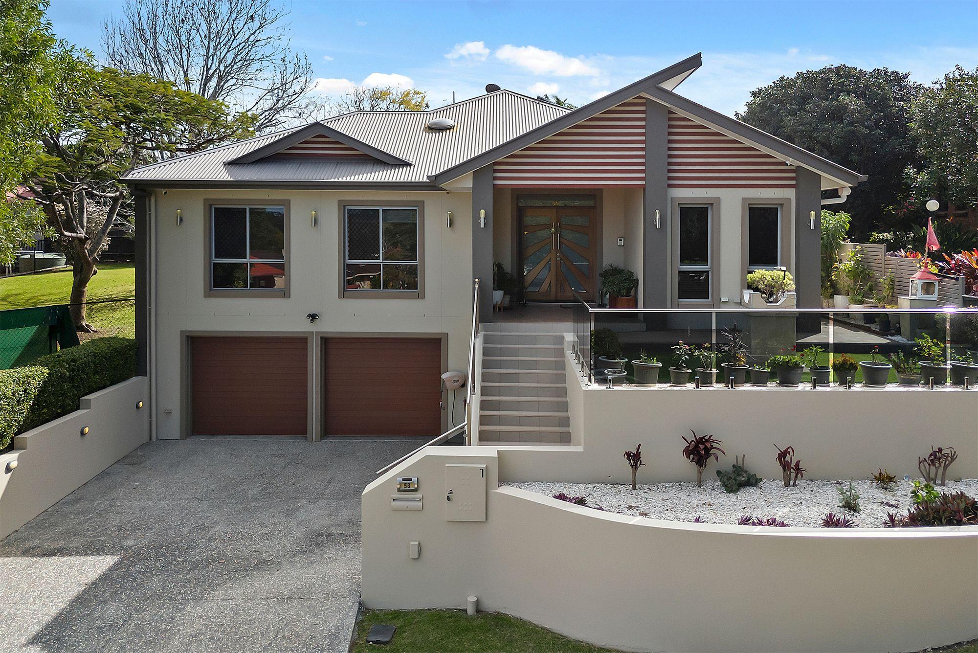 Prop-GPT: House: QLD Carseldine, QLD 4034 Home For Sale