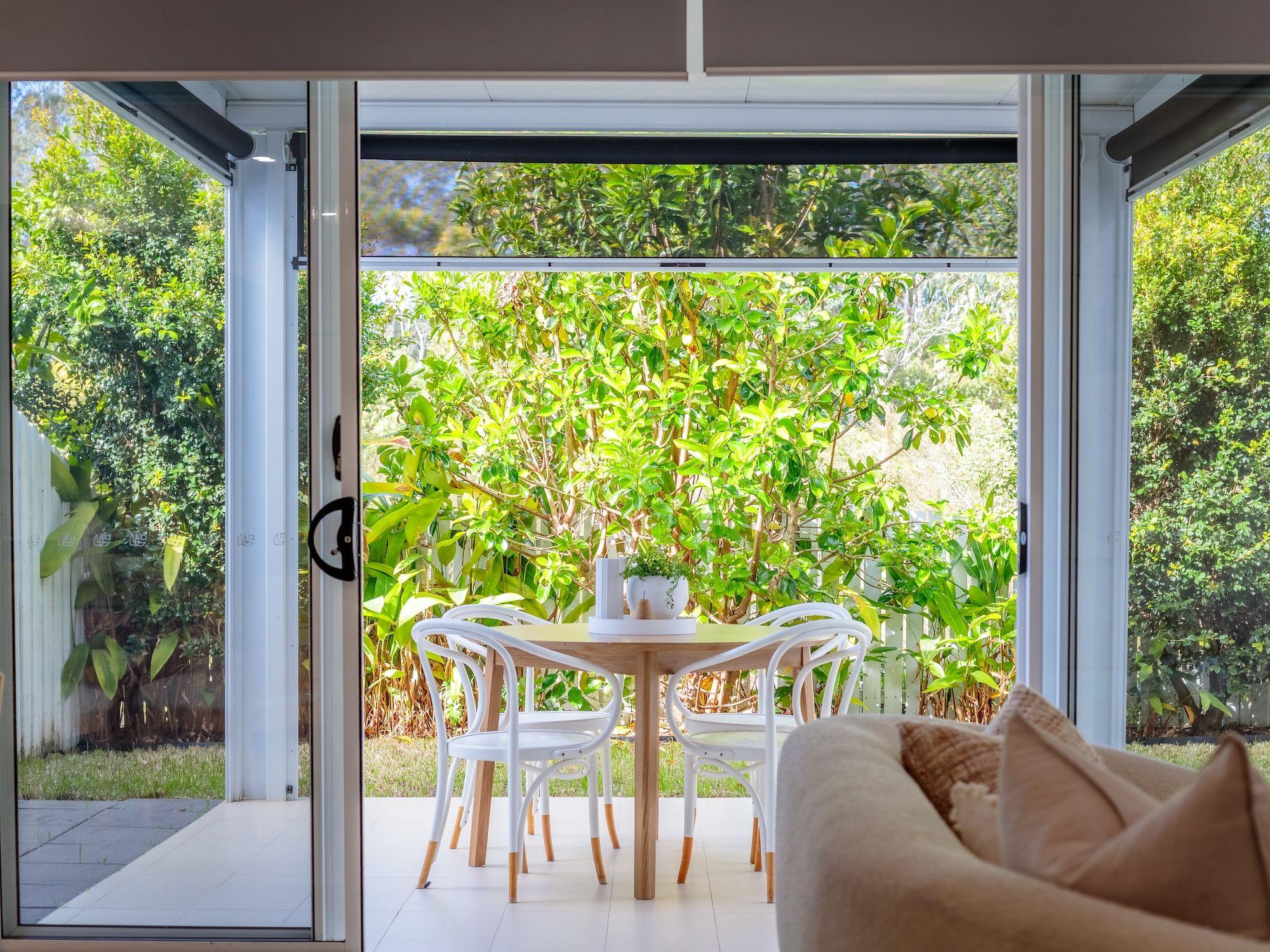 Prop-GPT: Townhouse: QLD Mudgeeraba, QLD 4213 Home For Sale