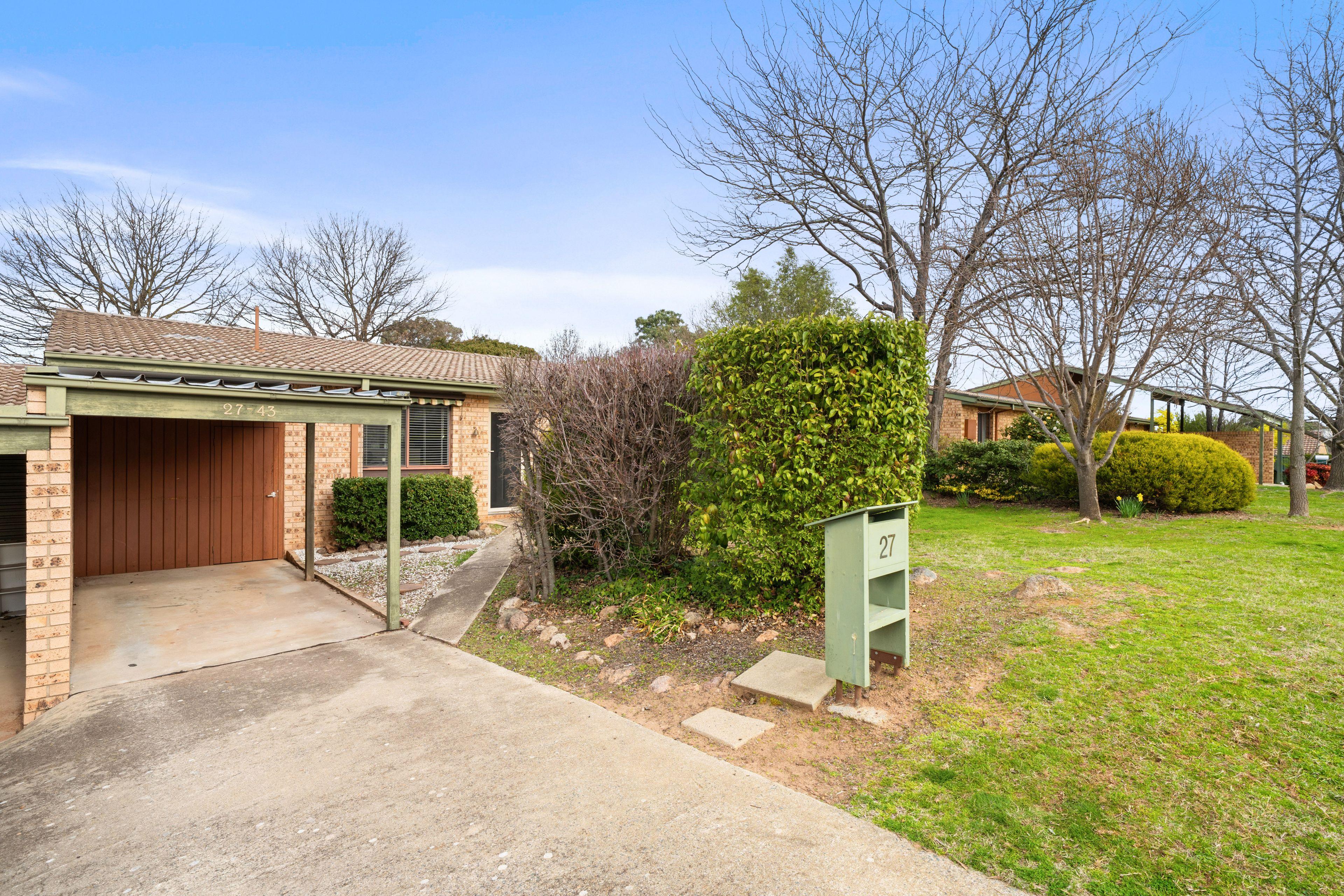 Prop-GPT: Townhouse: ACT Macgregor, ACT 2615 Home For Sale
