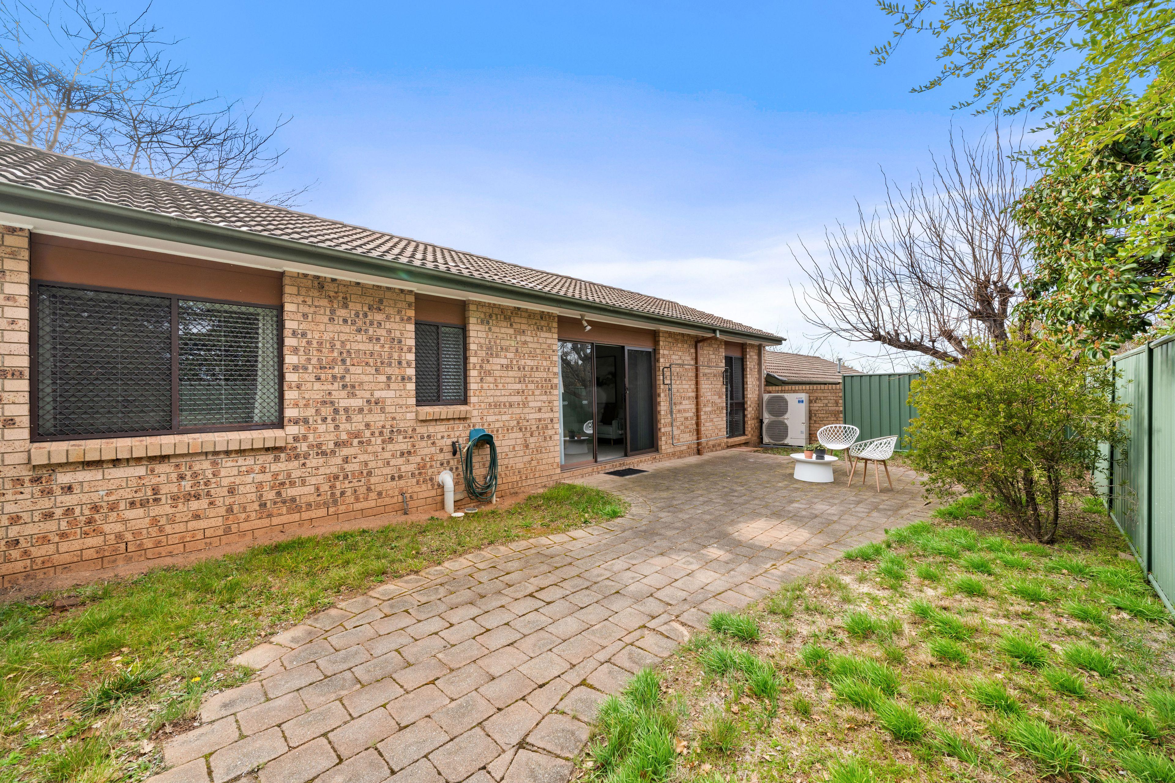 Townhouse for Sale: Macgregor, ACT 2615, ACT, 2615
