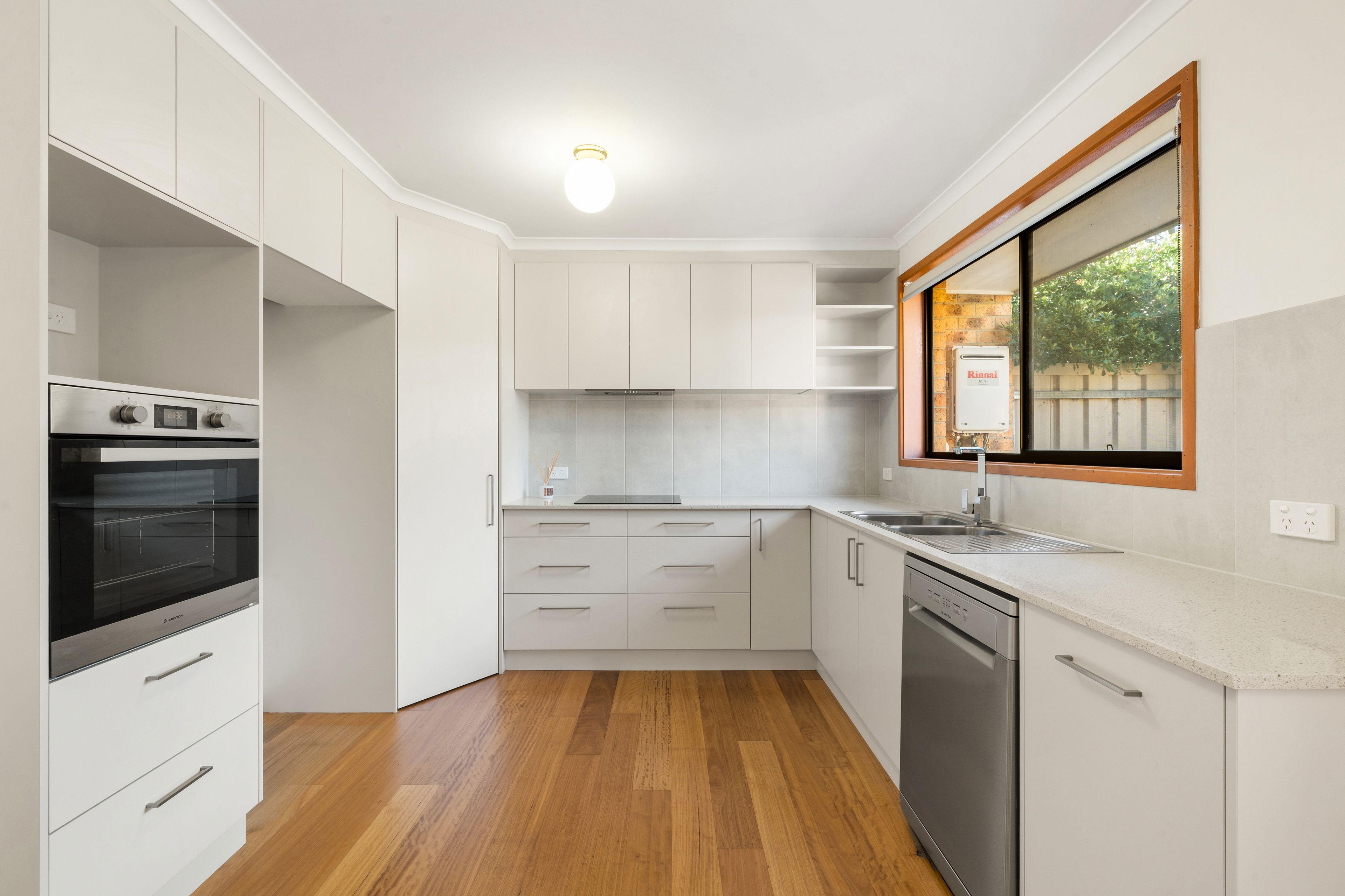 Townhouse for Sale: Waramanga, ACT 2611, ACT, 2611
